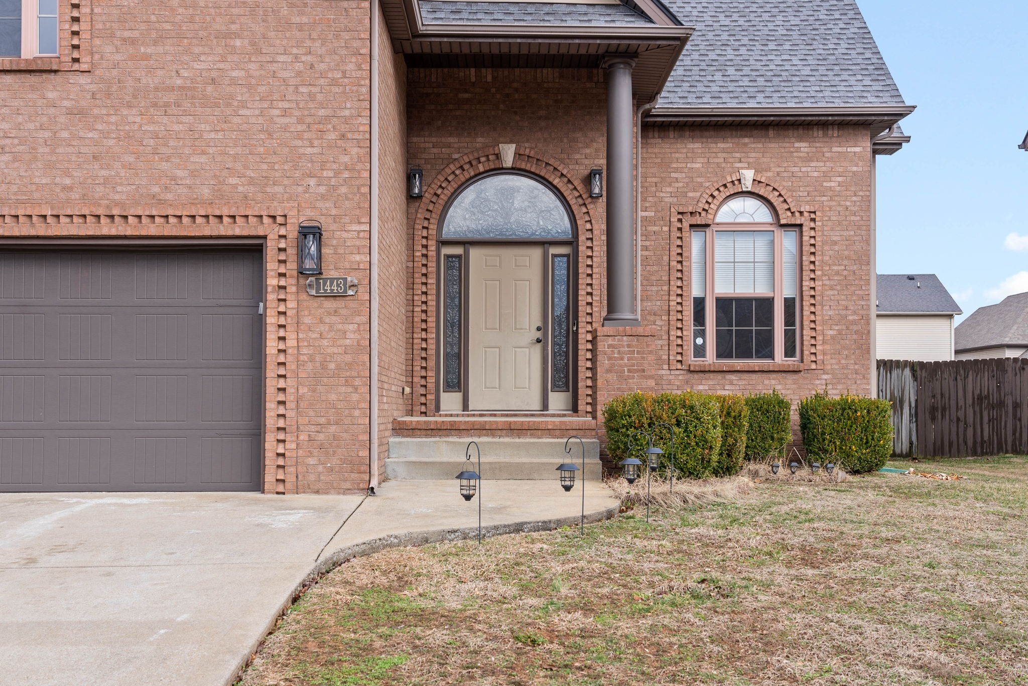 Clarksville, Tennessee 37042, United States, 3 Bedrooms Bedrooms, ,3 BathroomsBathrooms,Residential,Active,5193