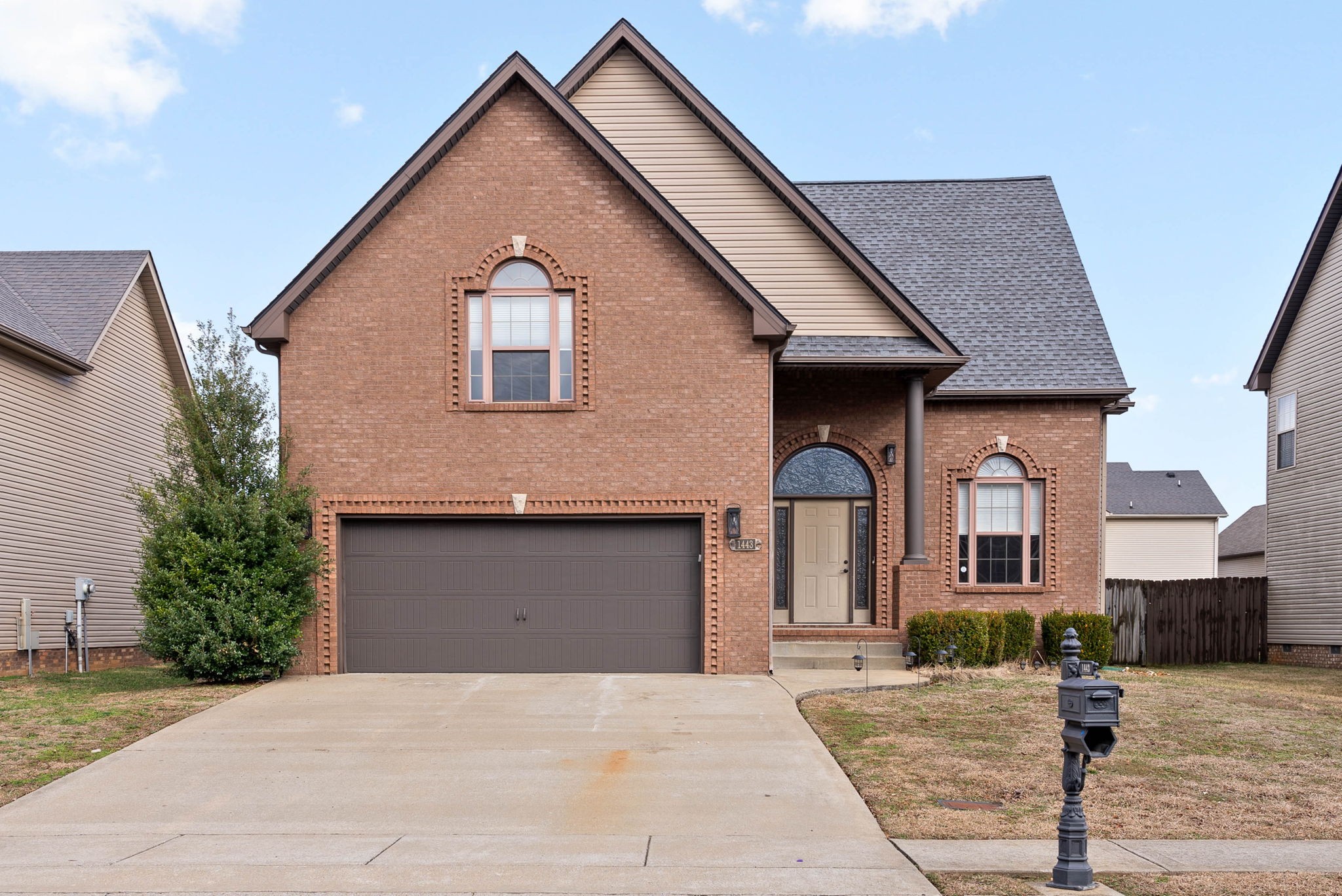 Clarksville, Tennessee 37042, United States, 3 Bedrooms Bedrooms, ,3 BathroomsBathrooms,Residential,Active,5193