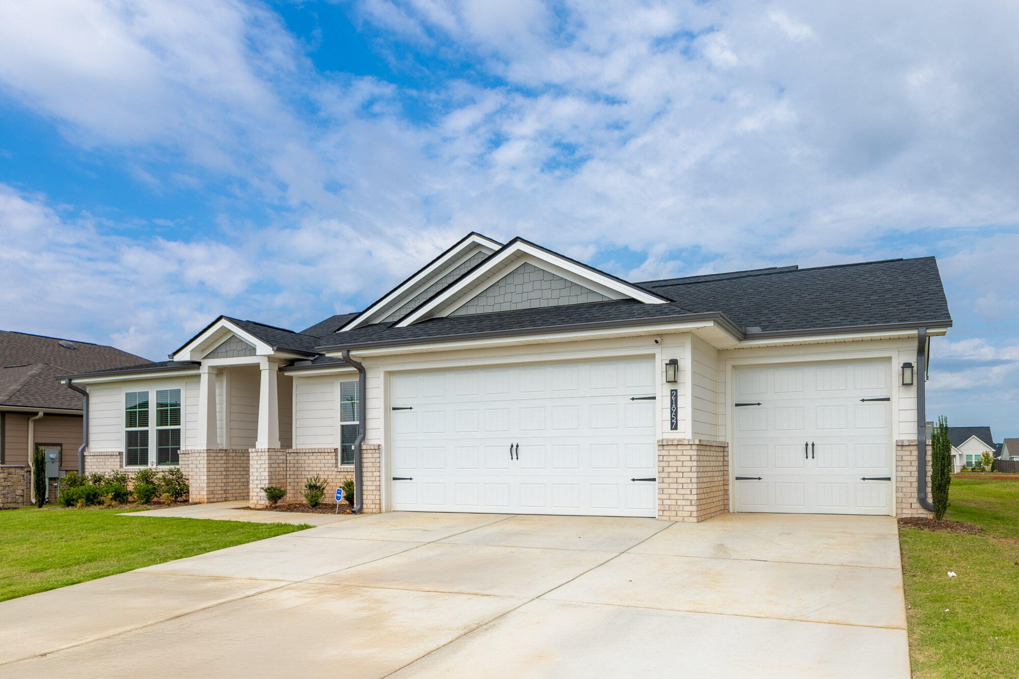21957 Huntington Pike