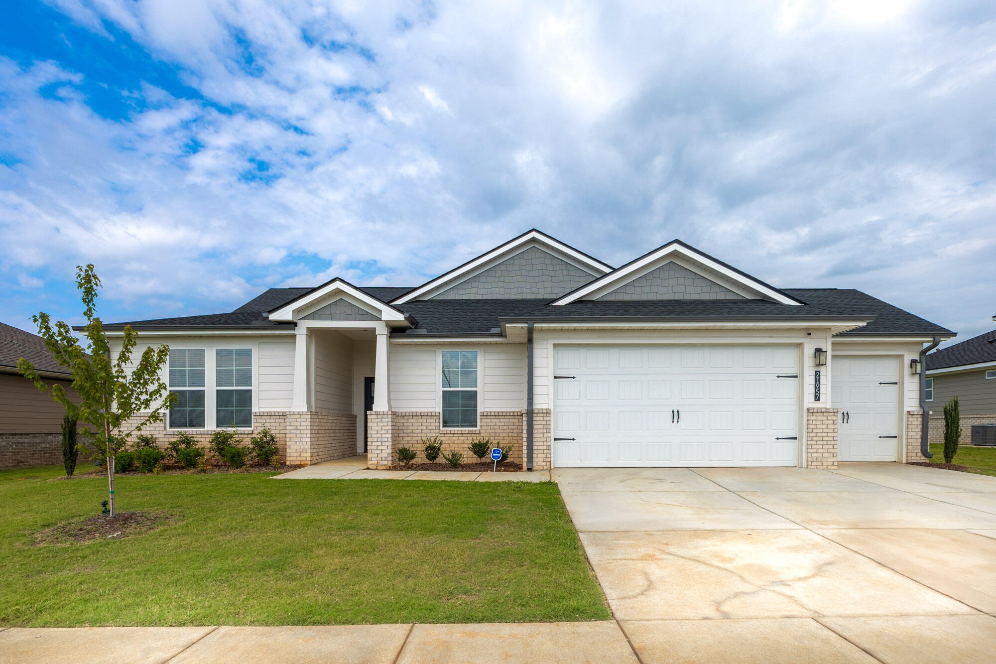 21957 Huntington Pike
