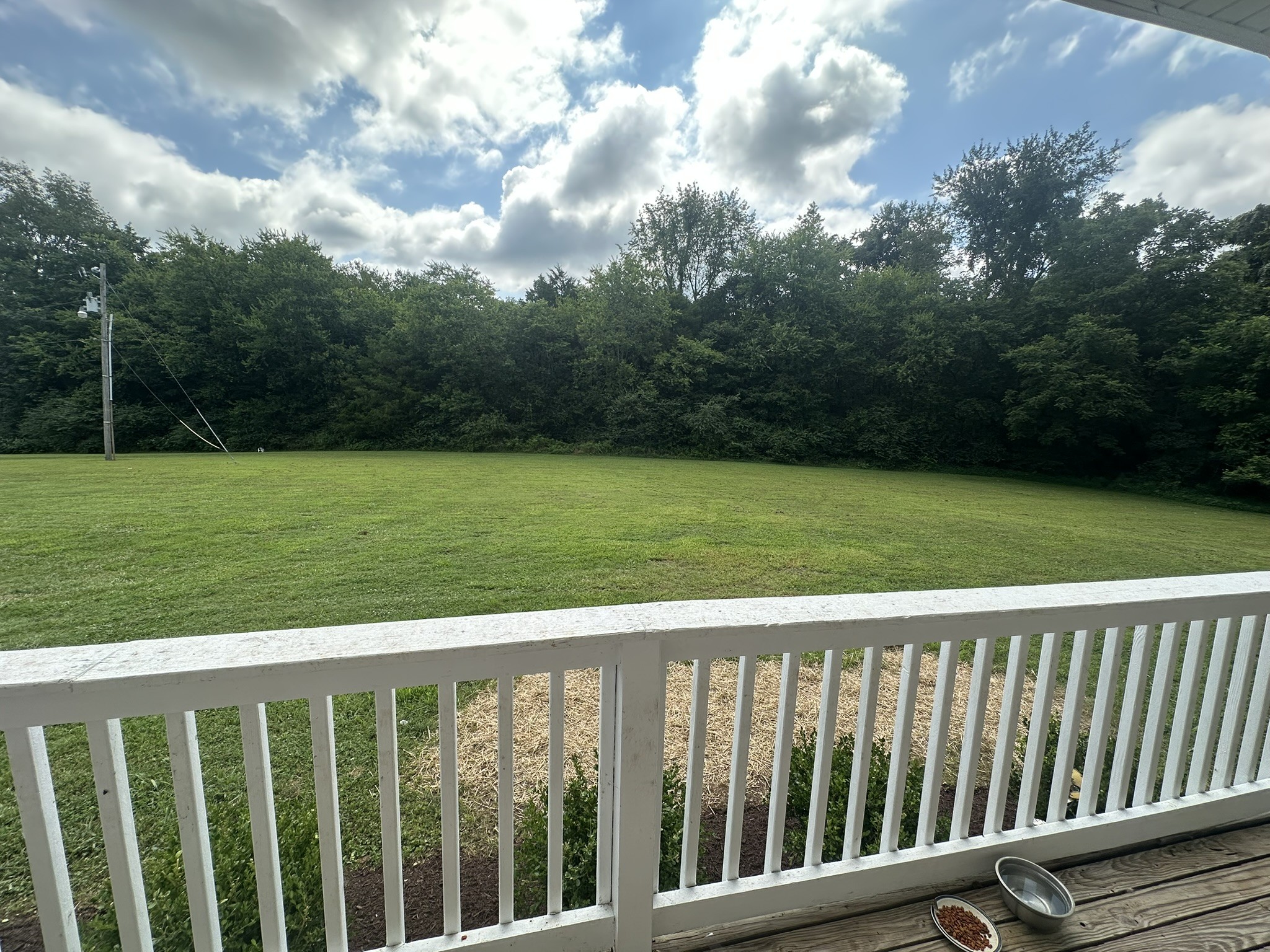 2039 W Jefferson Pike