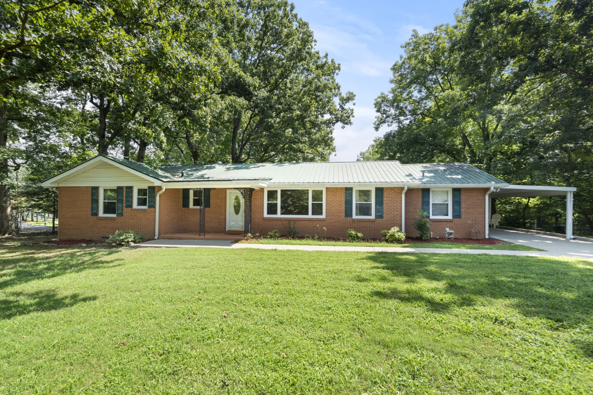 306 Cedarview Dr