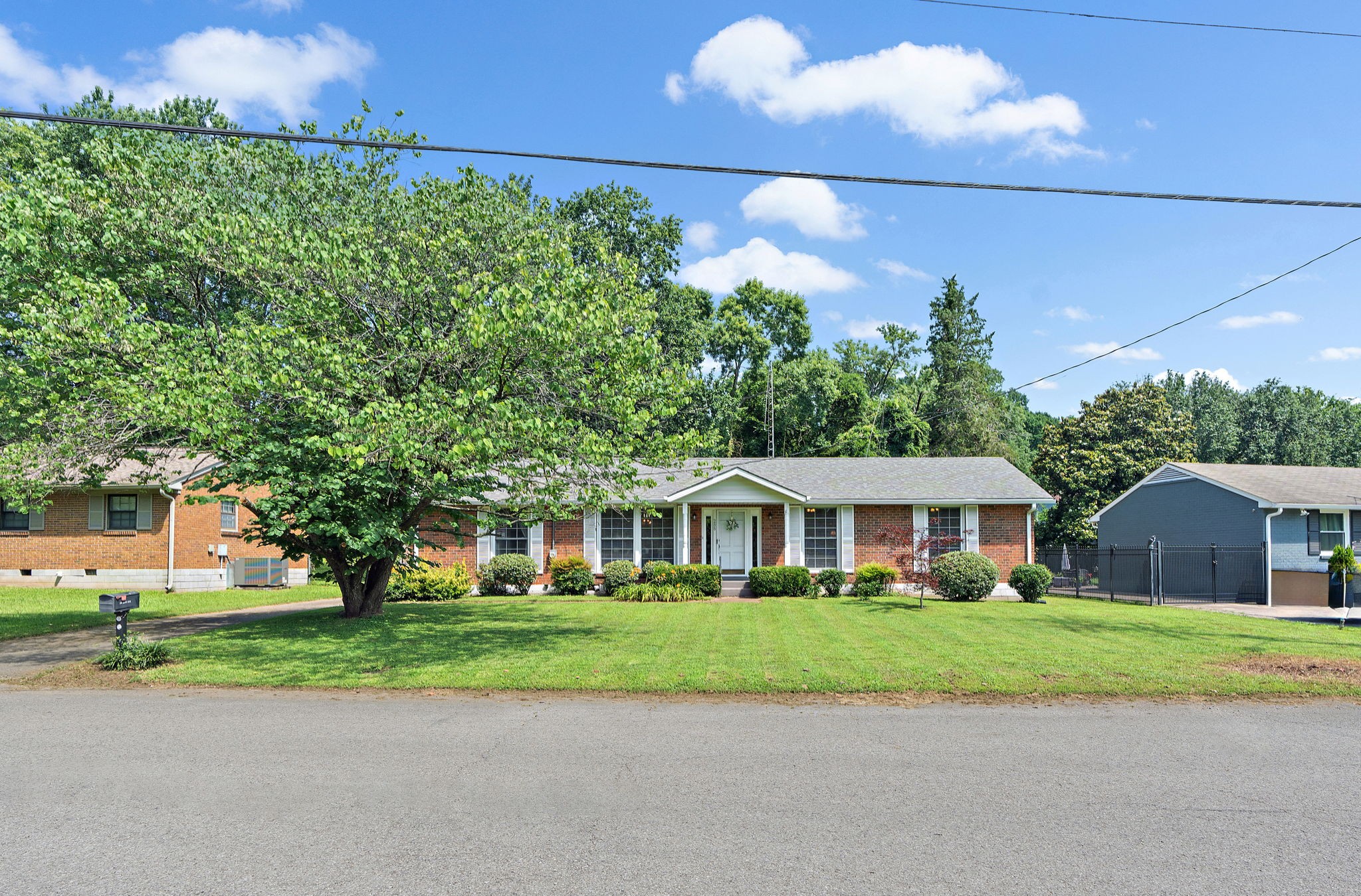 288 Cathy Jo Dr