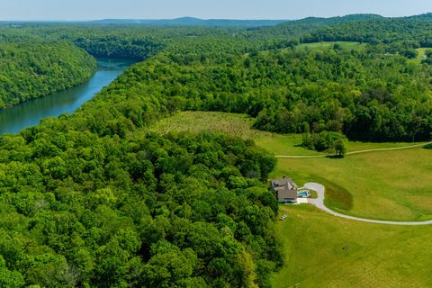 1912 Joppa Rd Walling TN 38587