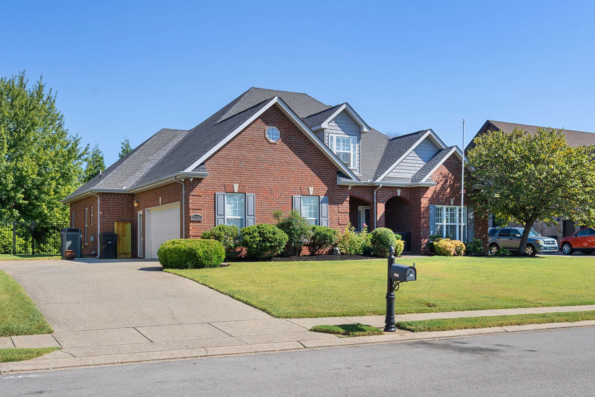 2818 Silver Springs Ct