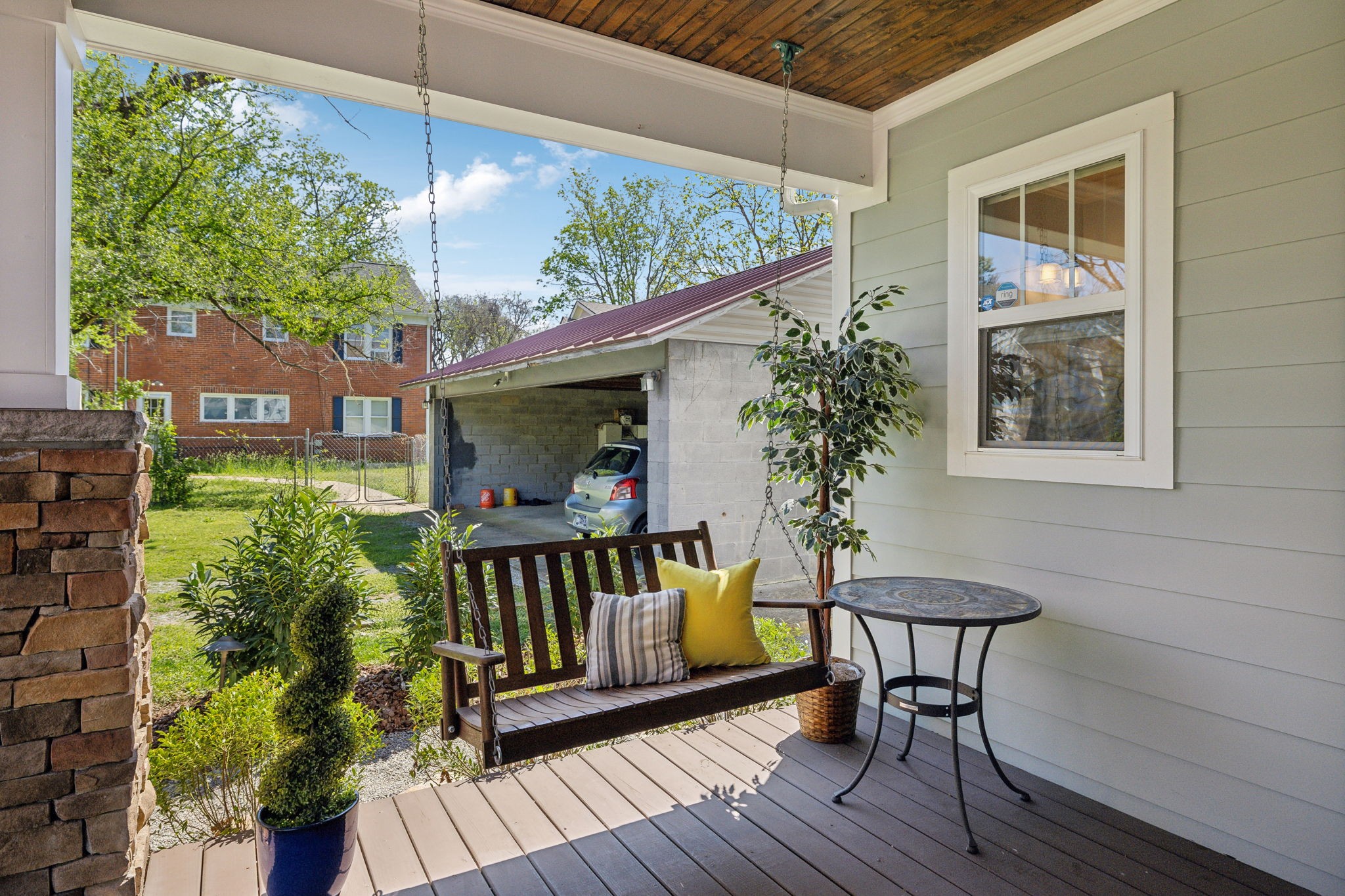 815 Clayton Ave