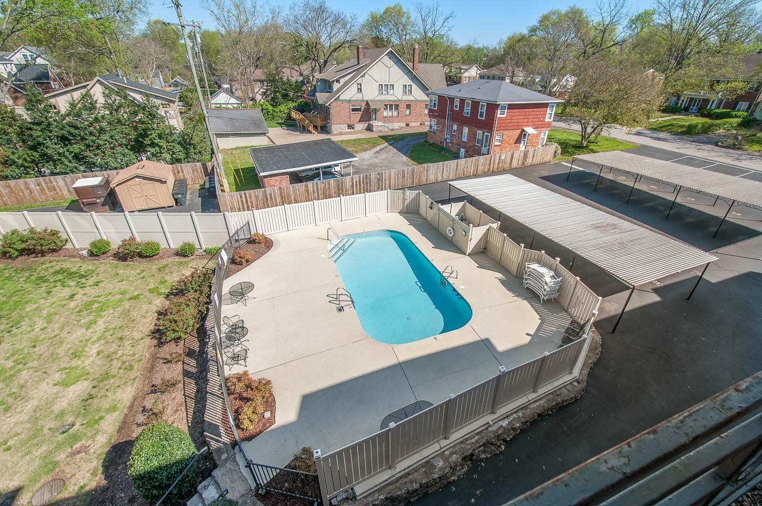 4200 West End Ave 402