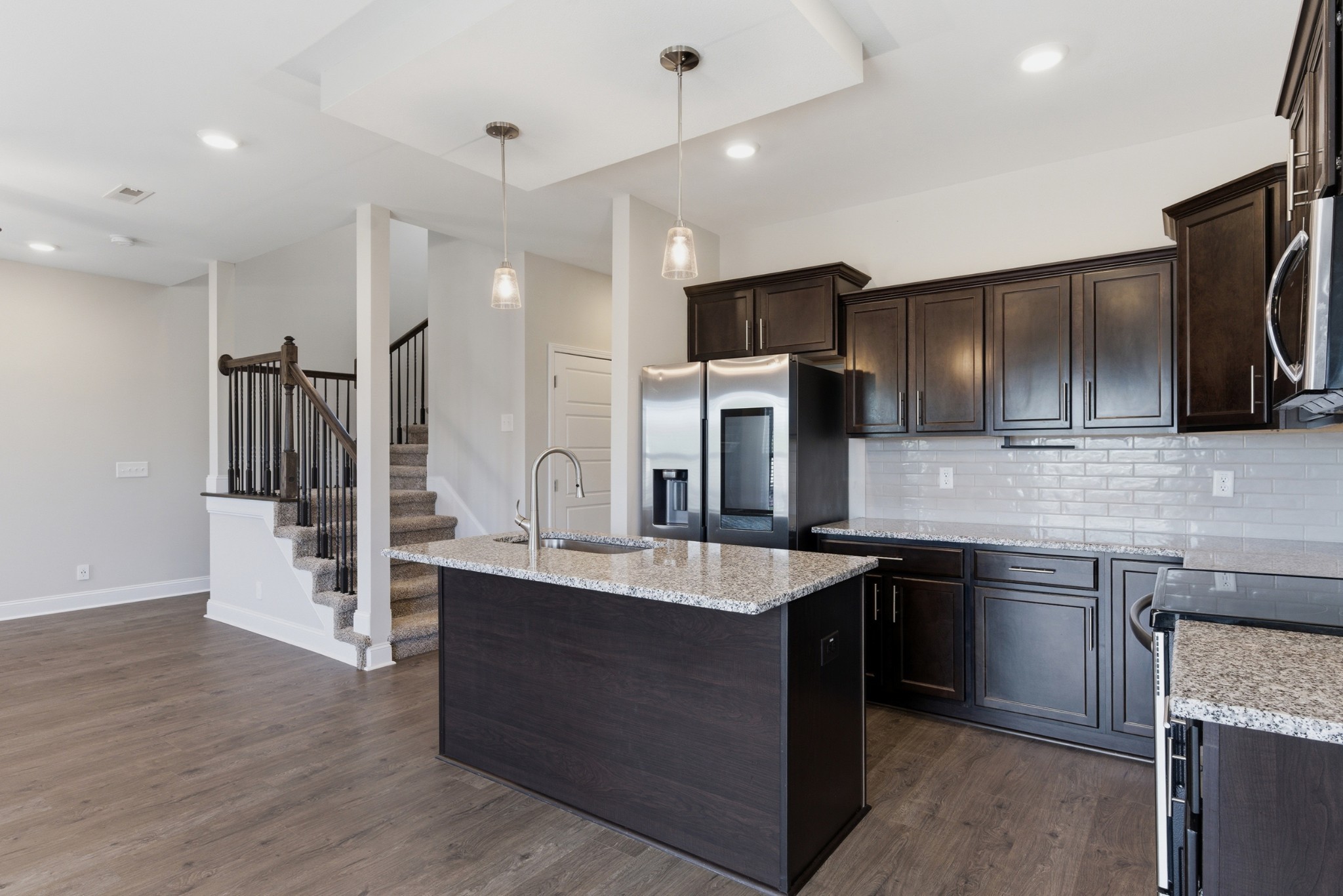 801 Marksman Ct