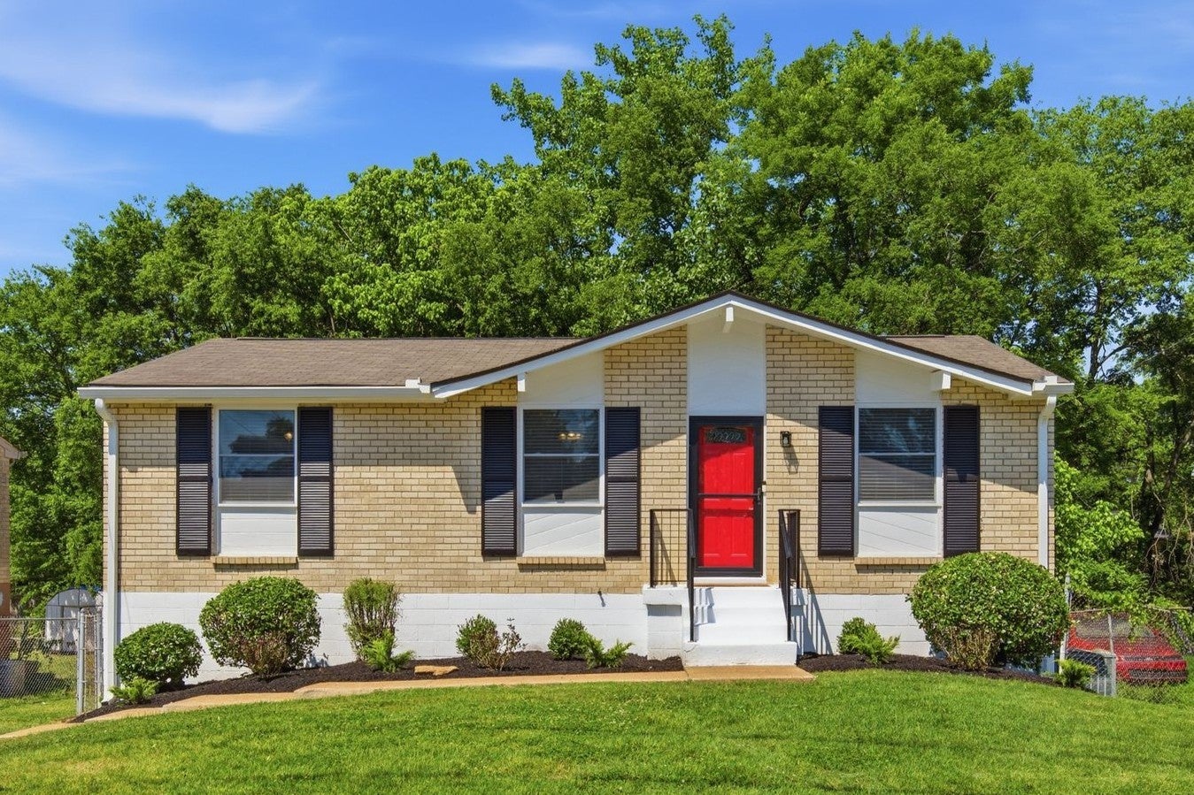 3-bed listing at 3205 Leawood Dr, Nashville