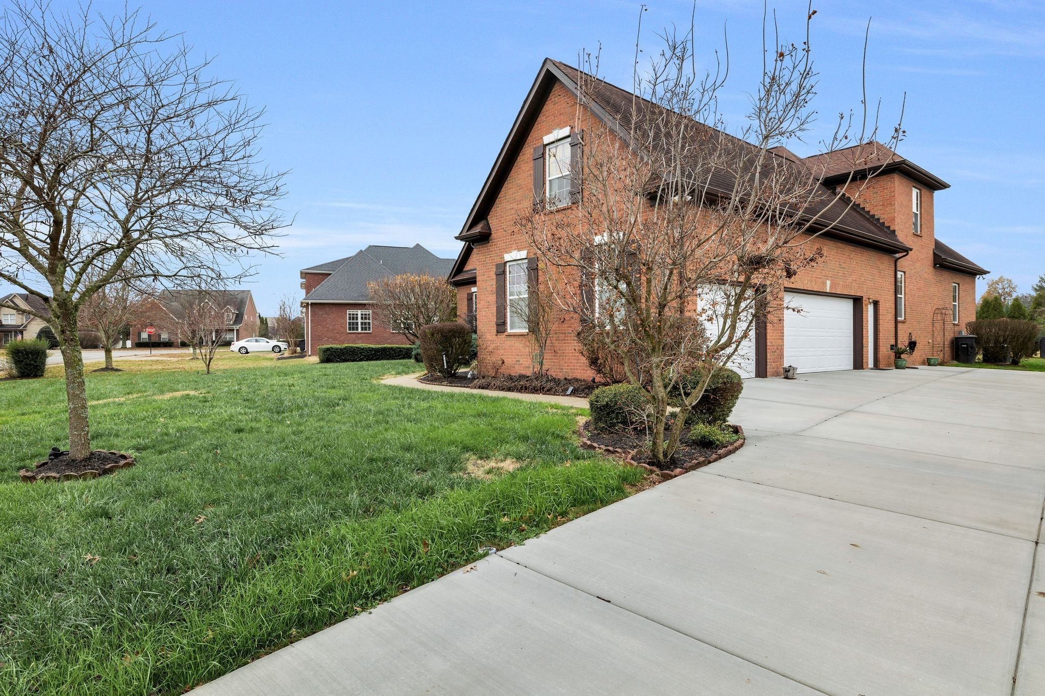 1311 Heather Pl