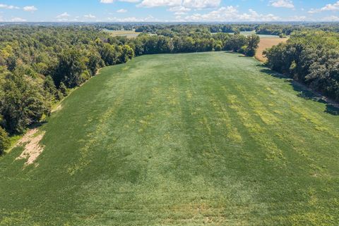 8127 Pleasant Hill Rd Cross Plains TN 37049