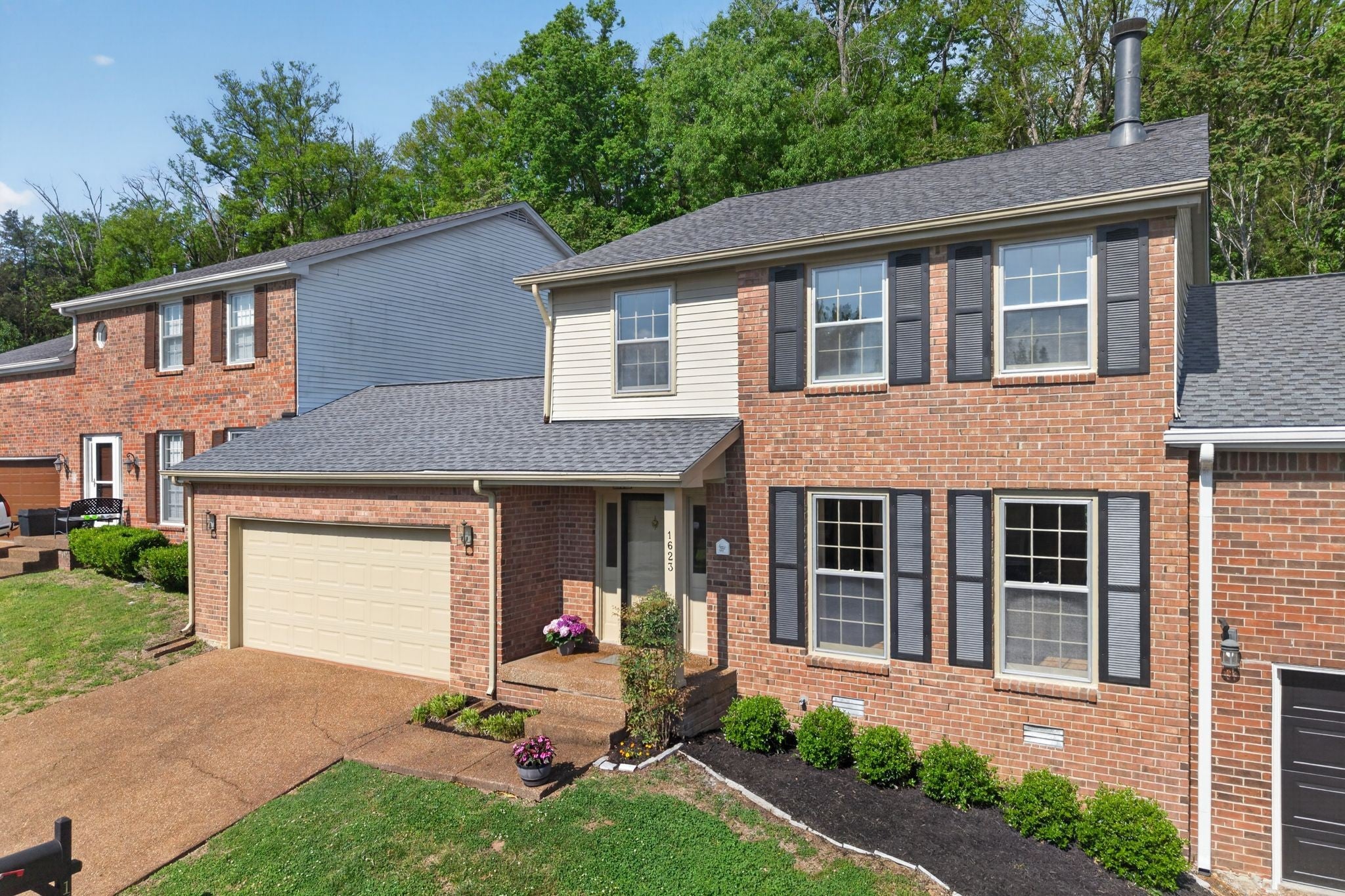 3-bed condo at 1623 Clearview Dr, Brentwood, sold May 28, 2026