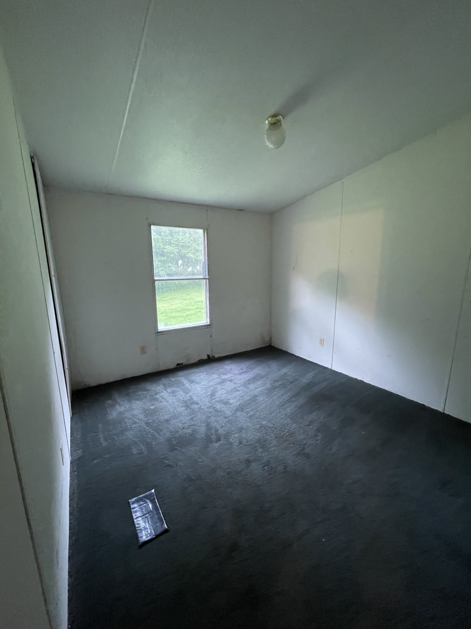 295 Akins Heights Ln