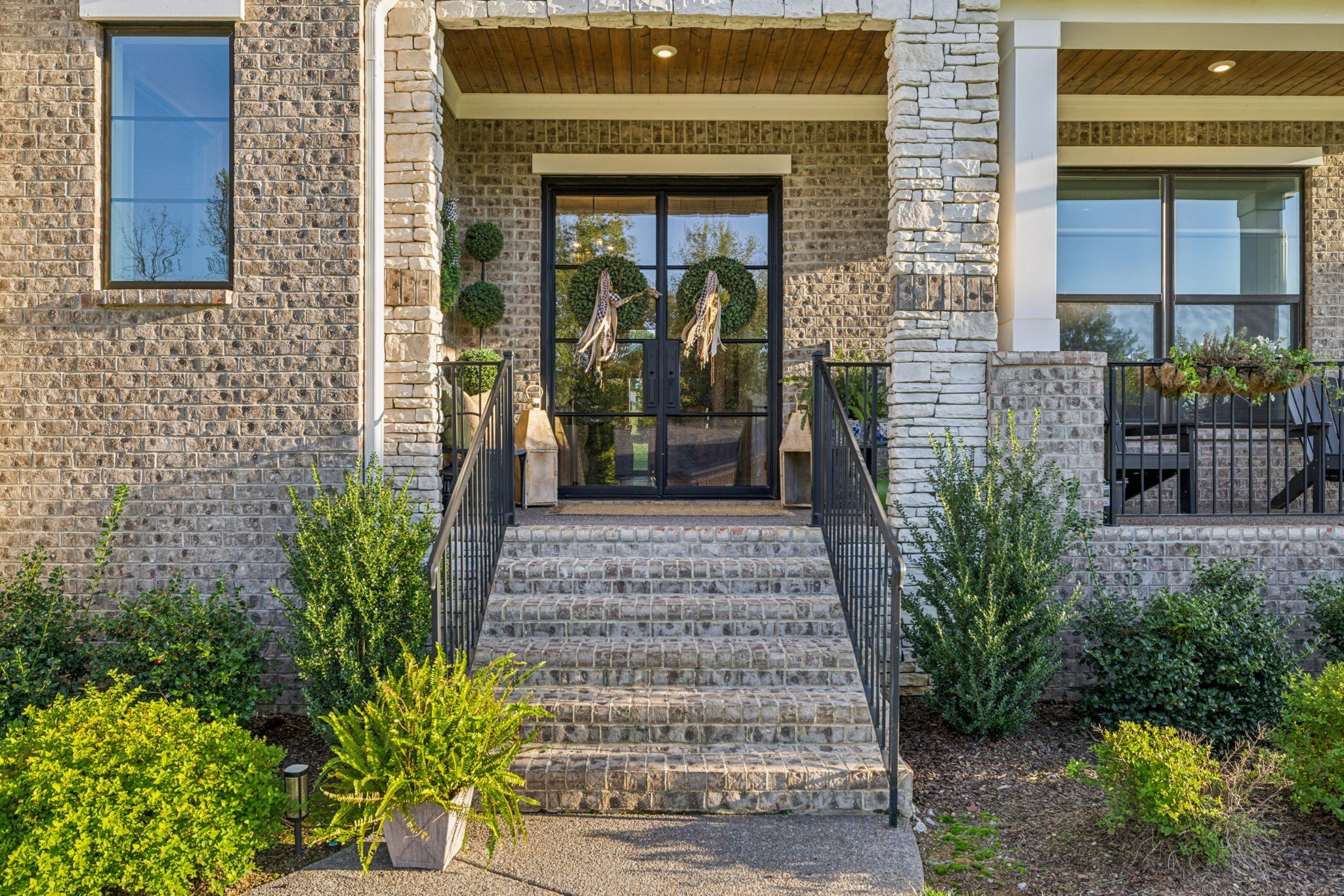 4684 Majestic Meadows Dr