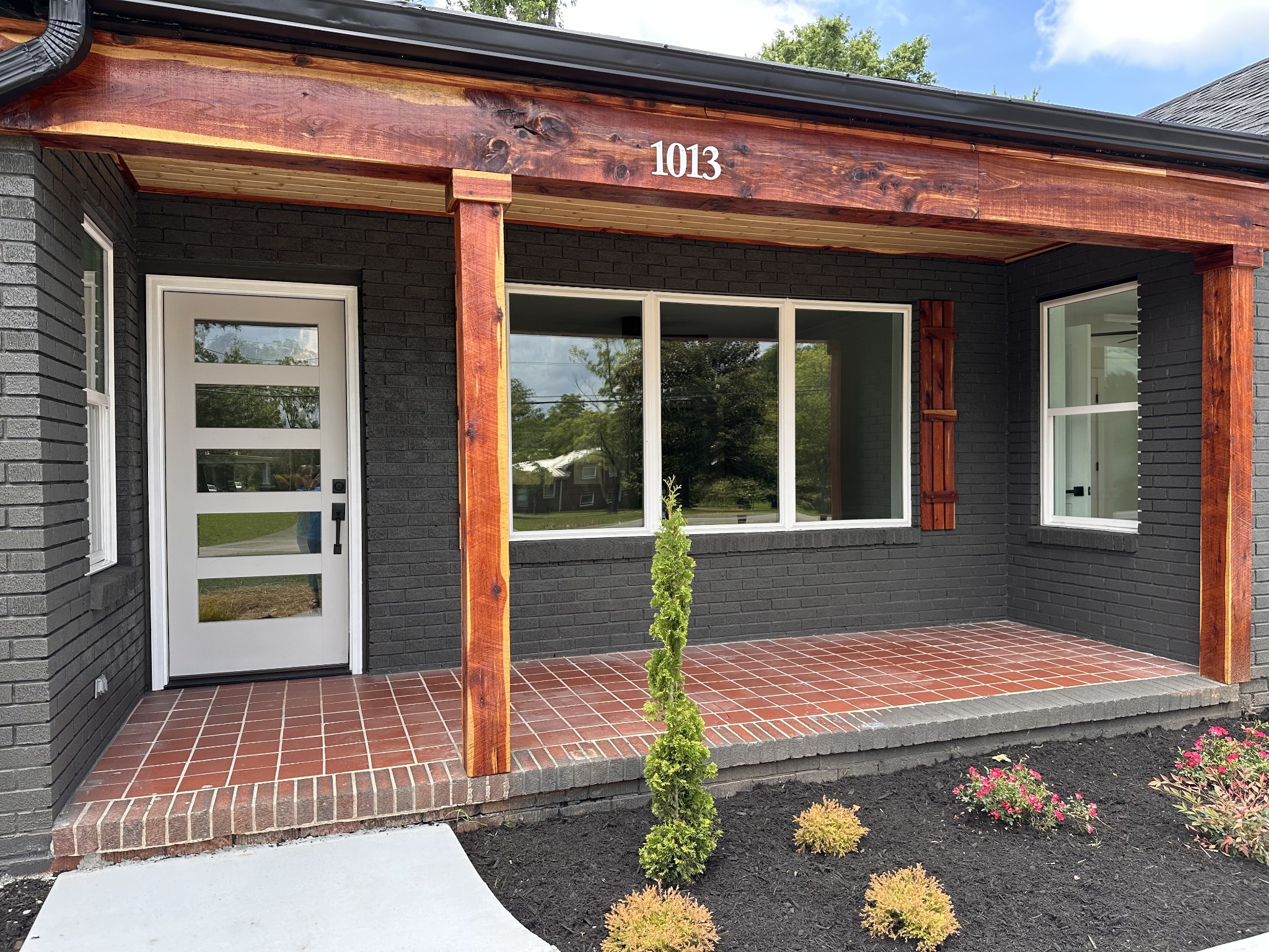 1013 Faulkner Springs Rd