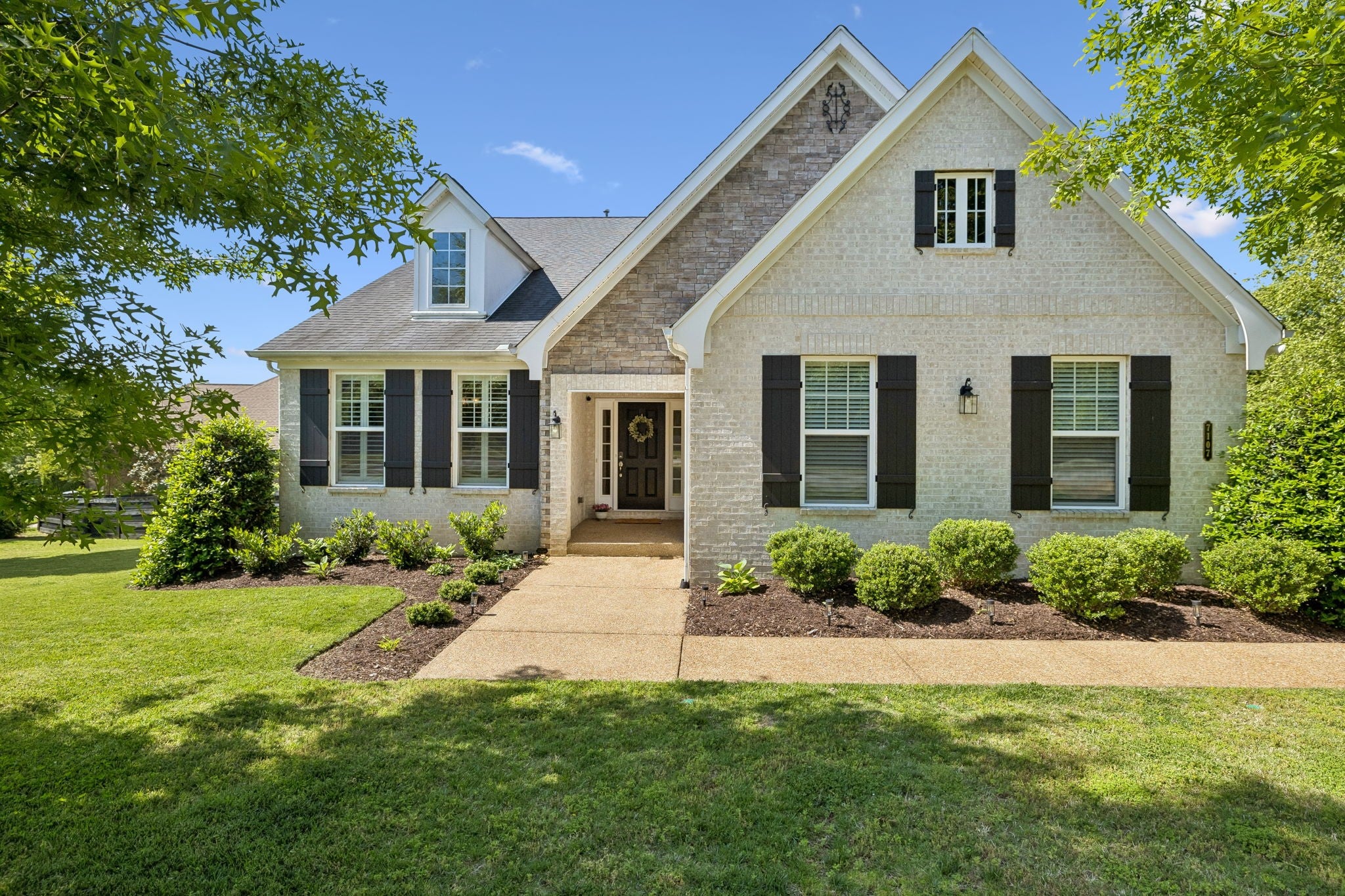 7107 Triple Crown Ln