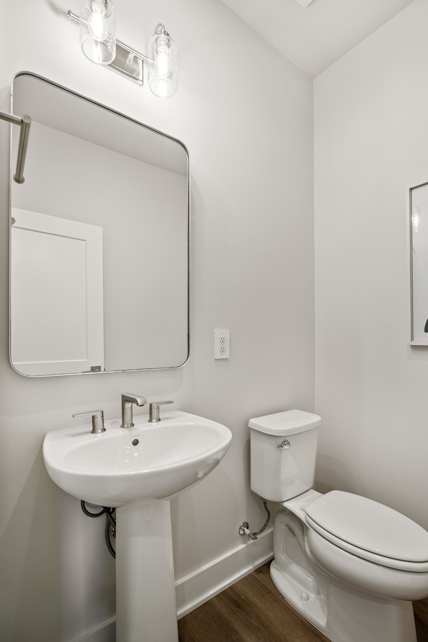 2615 Wilkinson Pike 1506