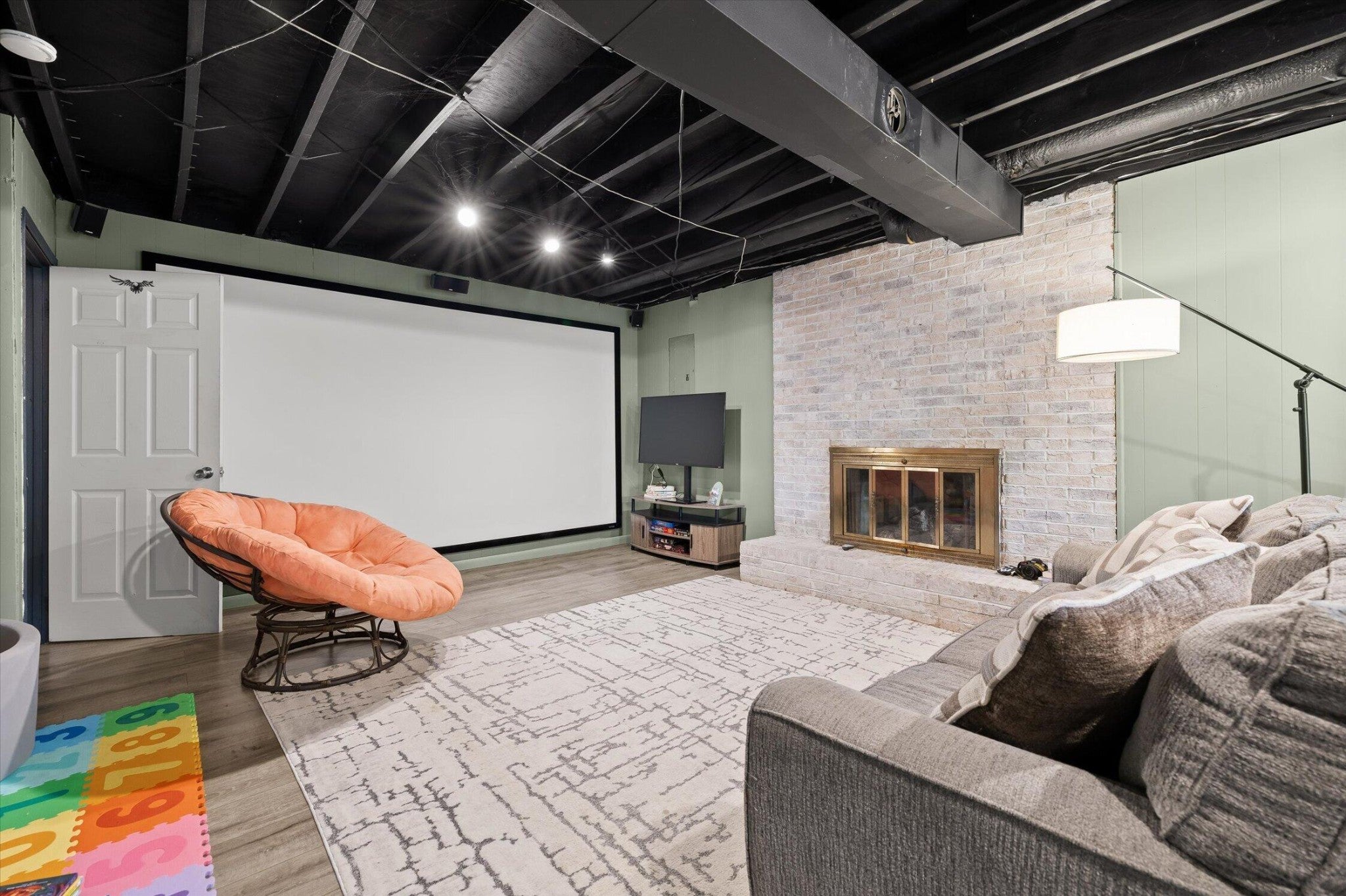 6221 Celtic Drive