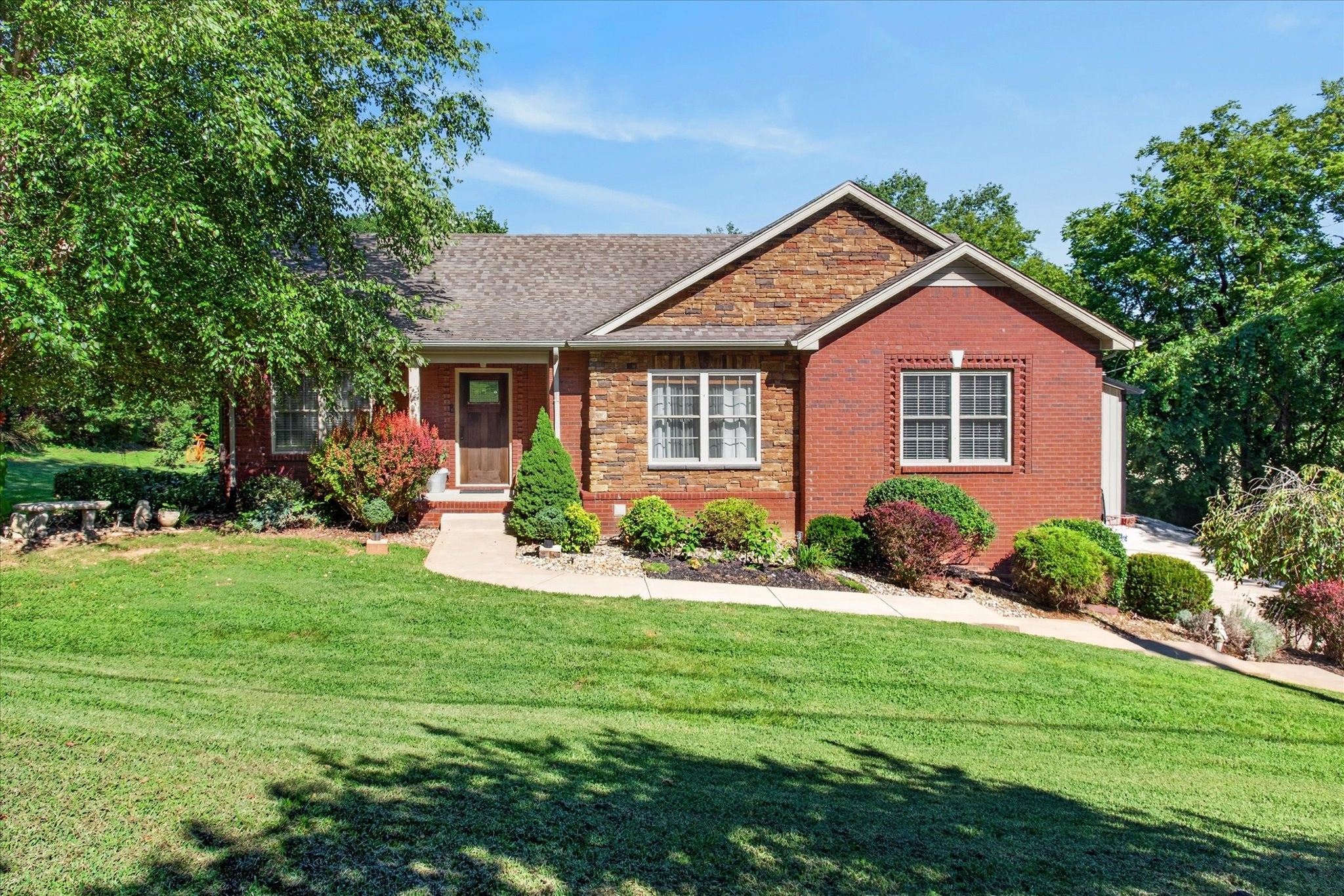 1194 Old Mack Rd