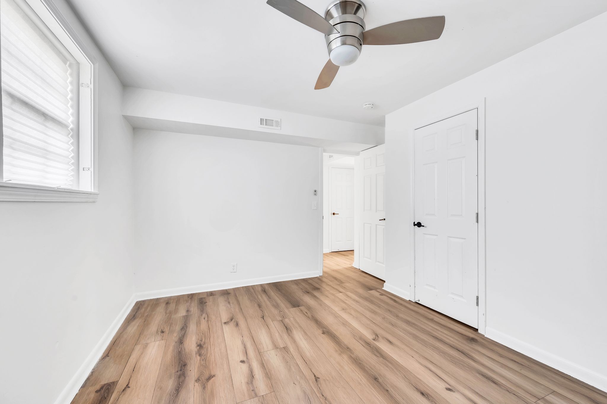 Nashville, Tennessee 37218, United States, 5 Bedrooms Bedrooms, ,2 BathroomsBathrooms,Residential,Active,37747