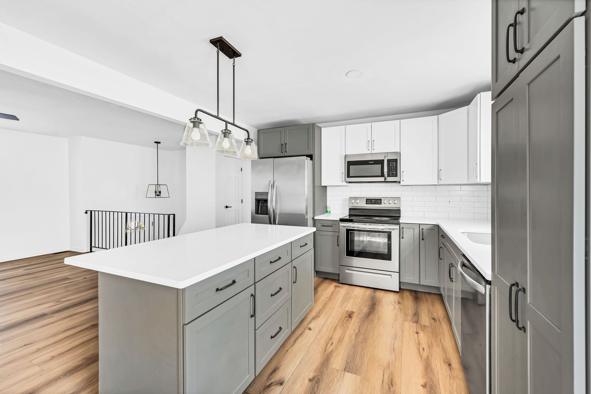 Nashville, Tennessee 37218, United States, 5 Bedrooms Bedrooms, ,2 BathroomsBathrooms,Residential,Active,37747