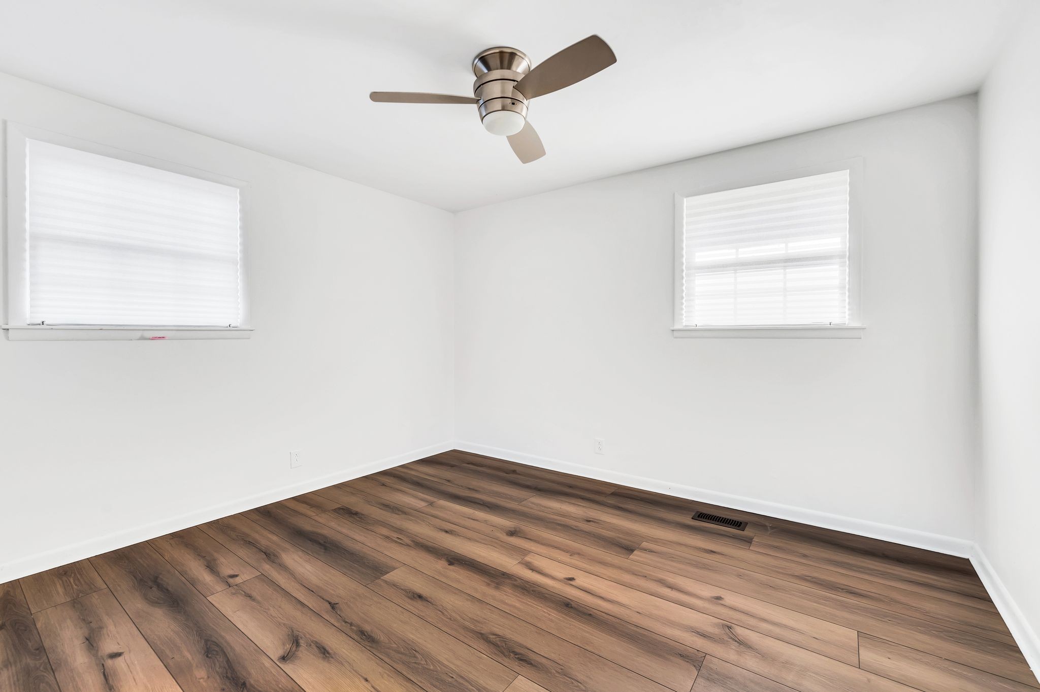 Nashville, Tennessee 37218, United States, 5 Bedrooms Bedrooms, ,2 BathroomsBathrooms,Residential,Active,37747