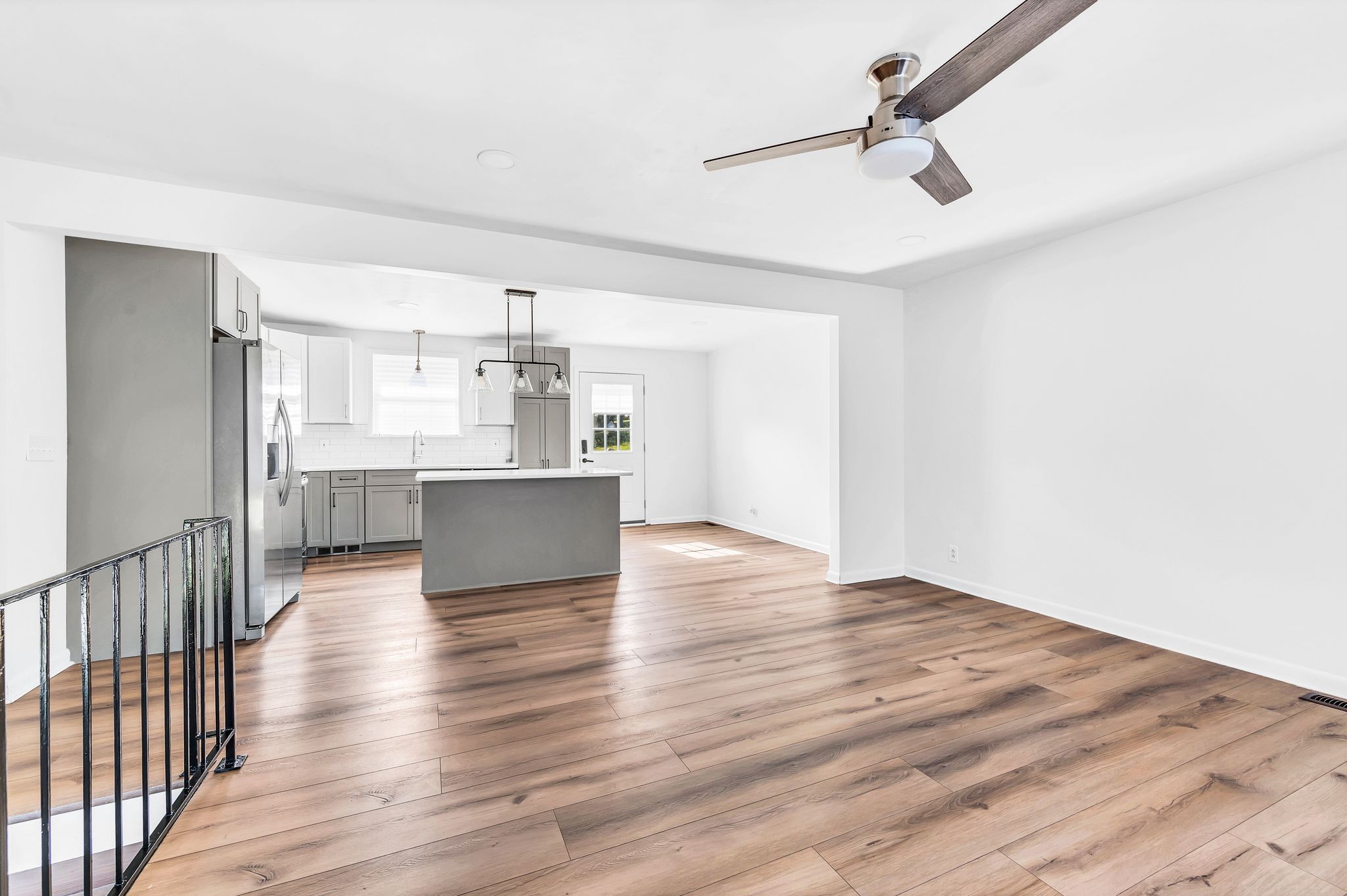 Nashville, Tennessee 37218, United States, 5 Bedrooms Bedrooms, ,2 BathroomsBathrooms,Residential,Active,37747