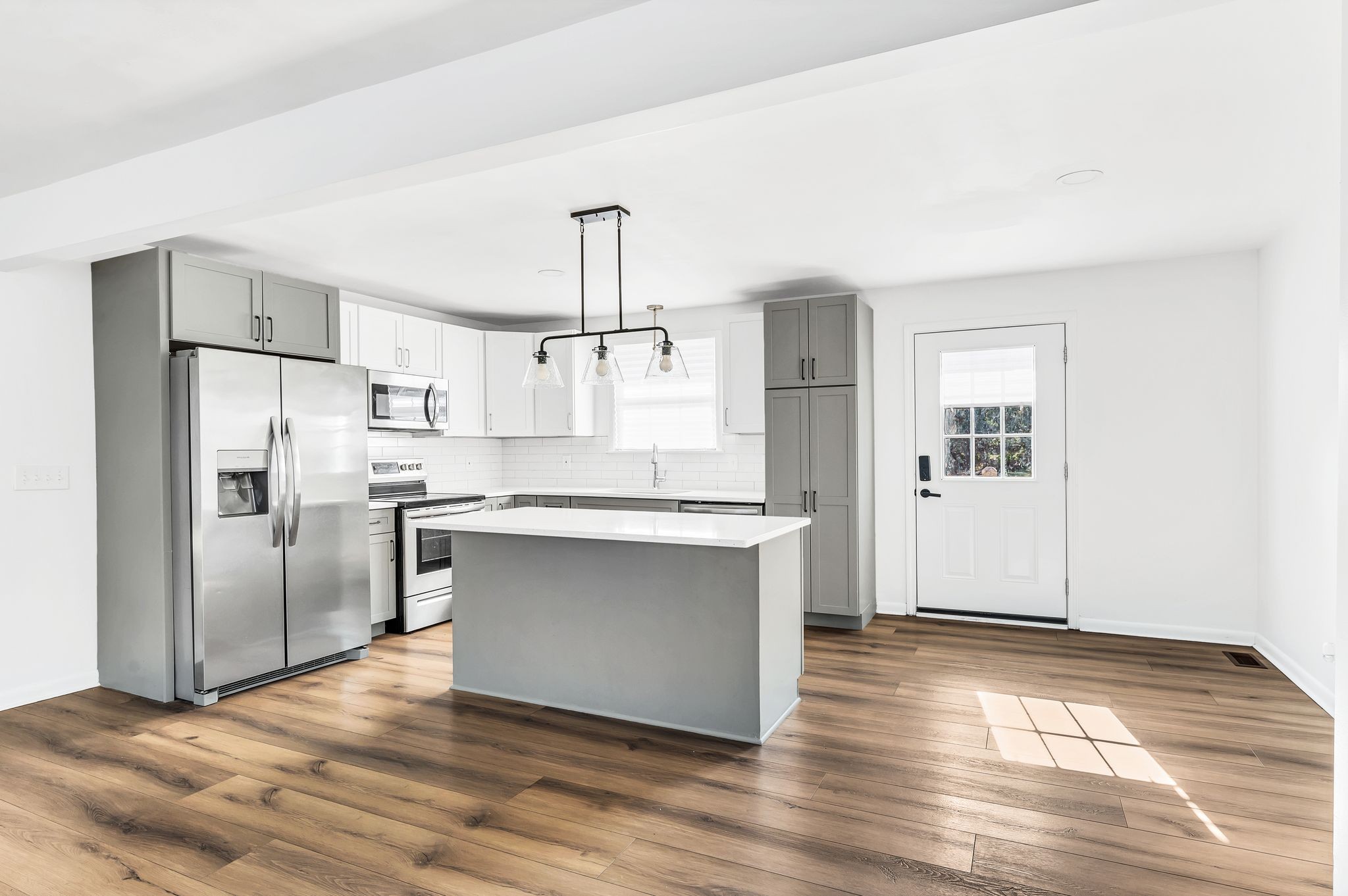 Nashville, Tennessee 37218, United States, 5 Bedrooms Bedrooms, ,2 BathroomsBathrooms,Residential,Active,37747