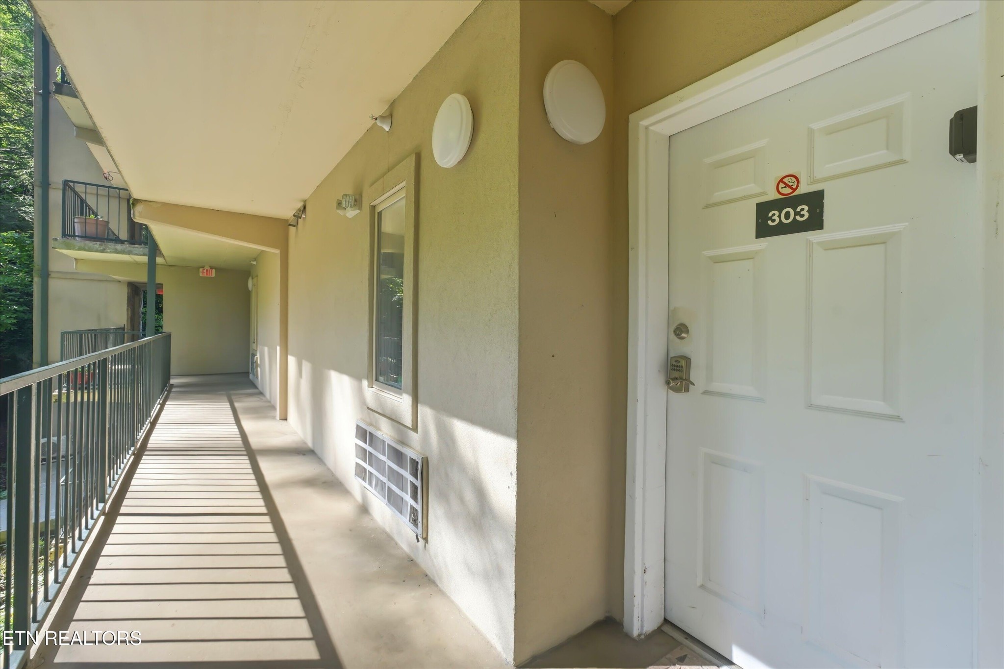 413 Baskins Creek Rd APT 303