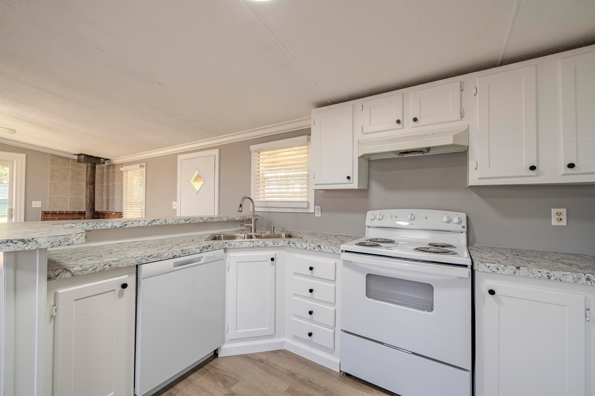 285 BELLIS RD
