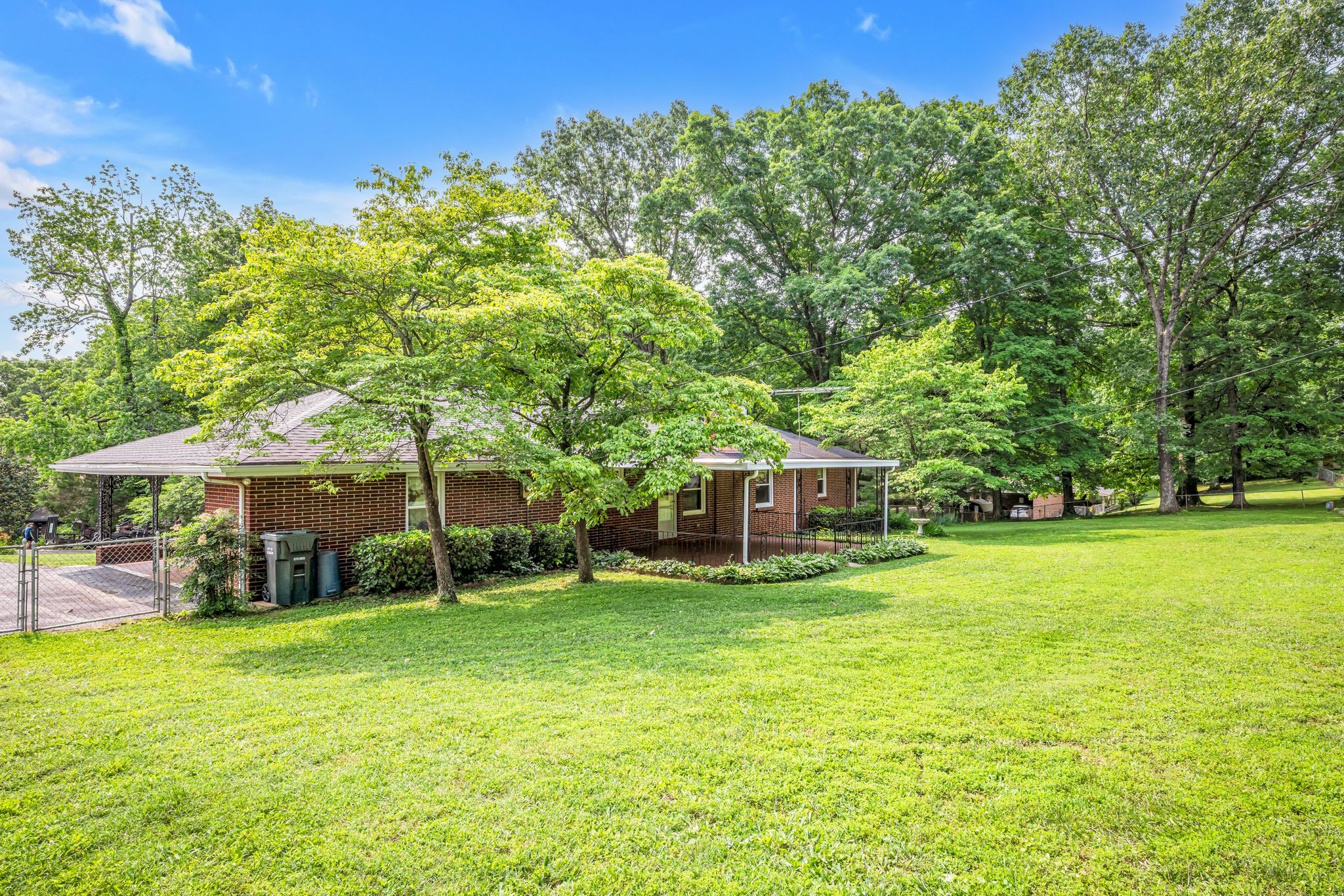311 Broadview Dr
