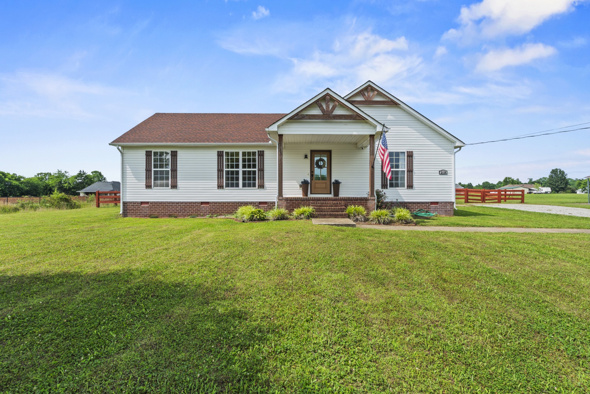 2128 Horton Way