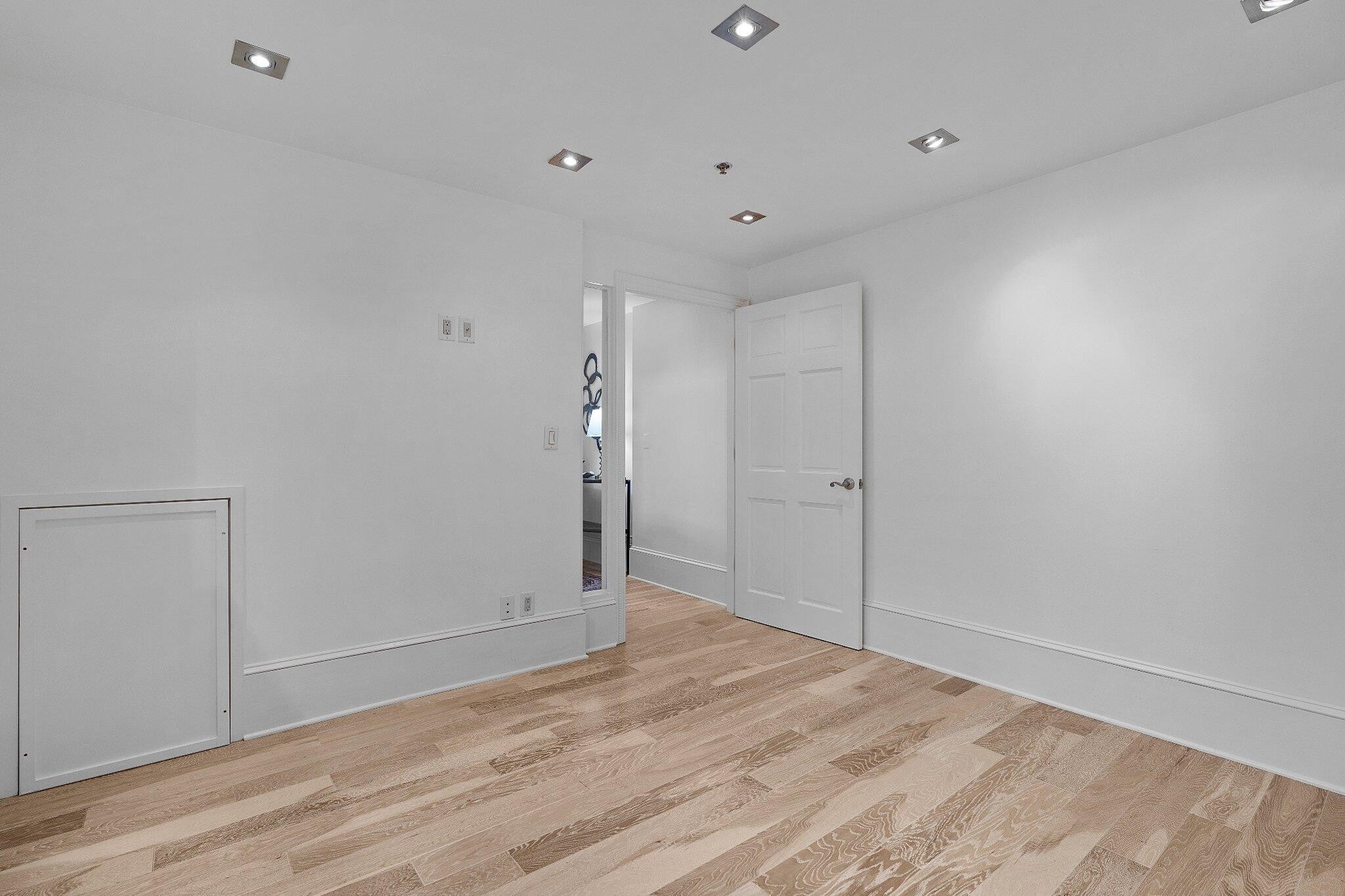 55 E Main Street #208
