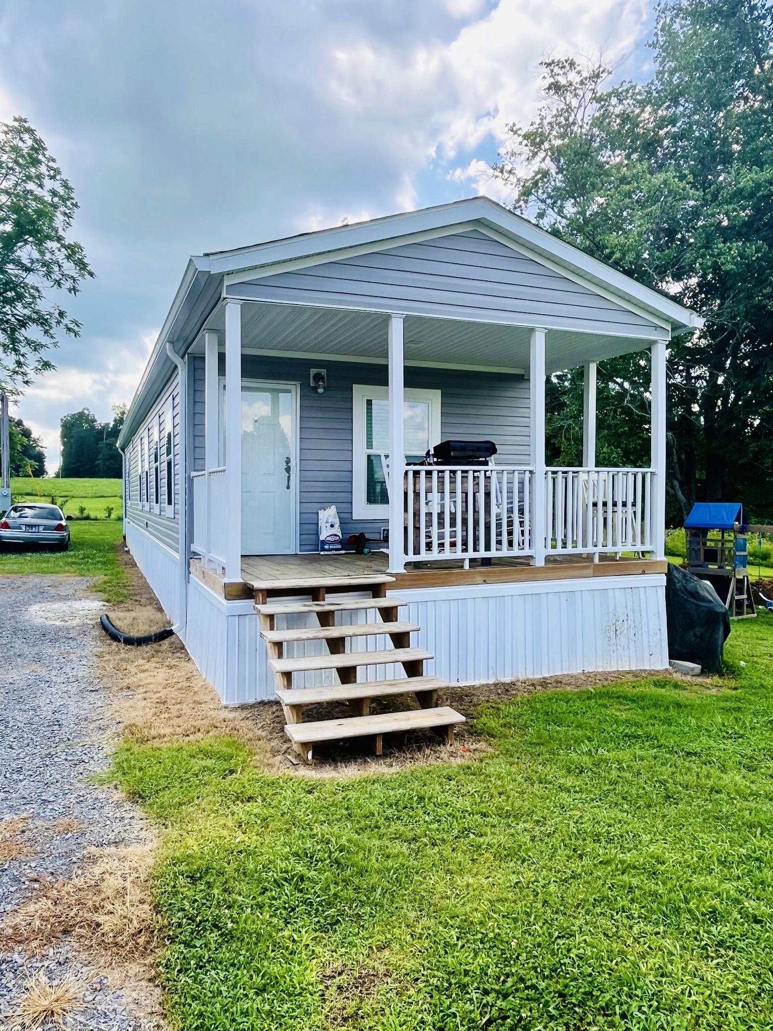 1896 Dibrell Lucky Rd