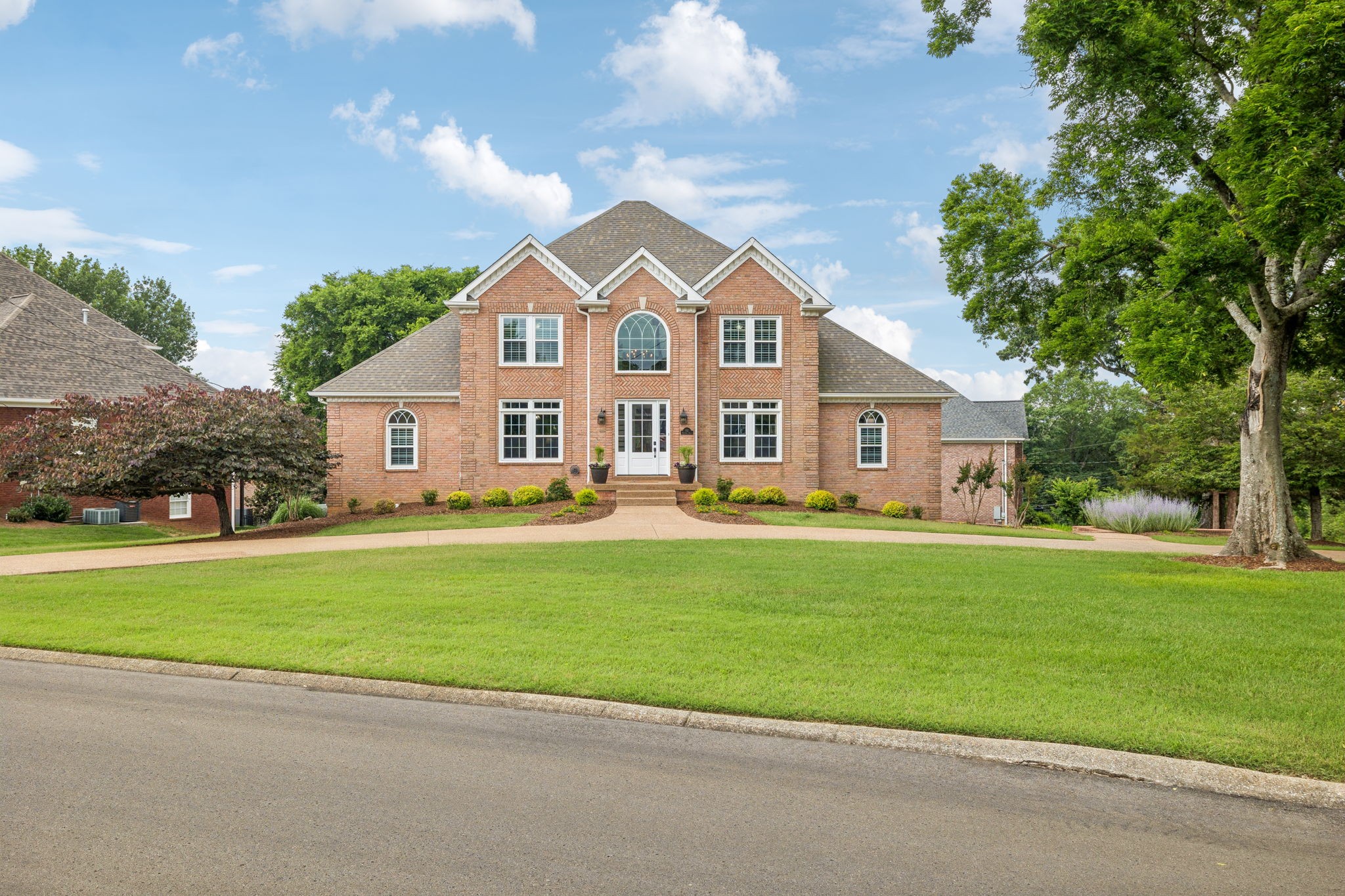 112 Merrimac Dr