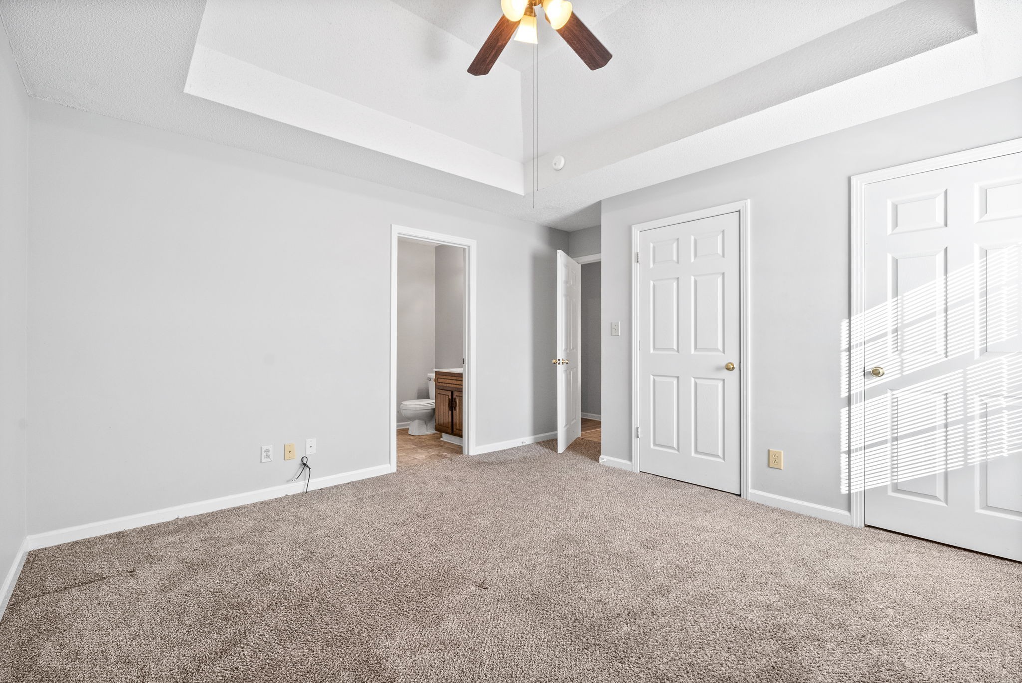 Clarksville, Tennessee 37042, United States, 3 Bedrooms Bedrooms, ,2 BathroomsBathrooms,Residential,Active,155679