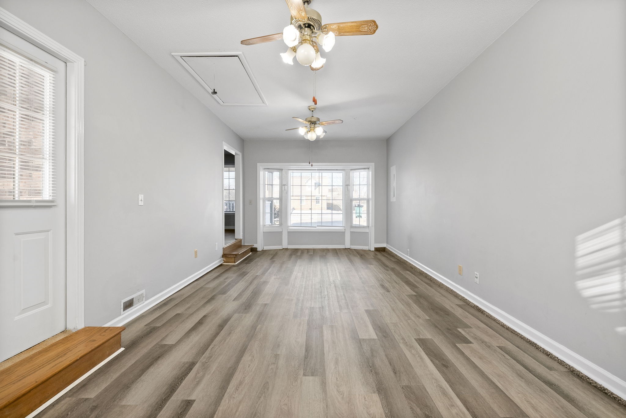 Clarksville, Tennessee 37042, United States, 3 Bedrooms Bedrooms, ,2 BathroomsBathrooms,Residential,Active,155679