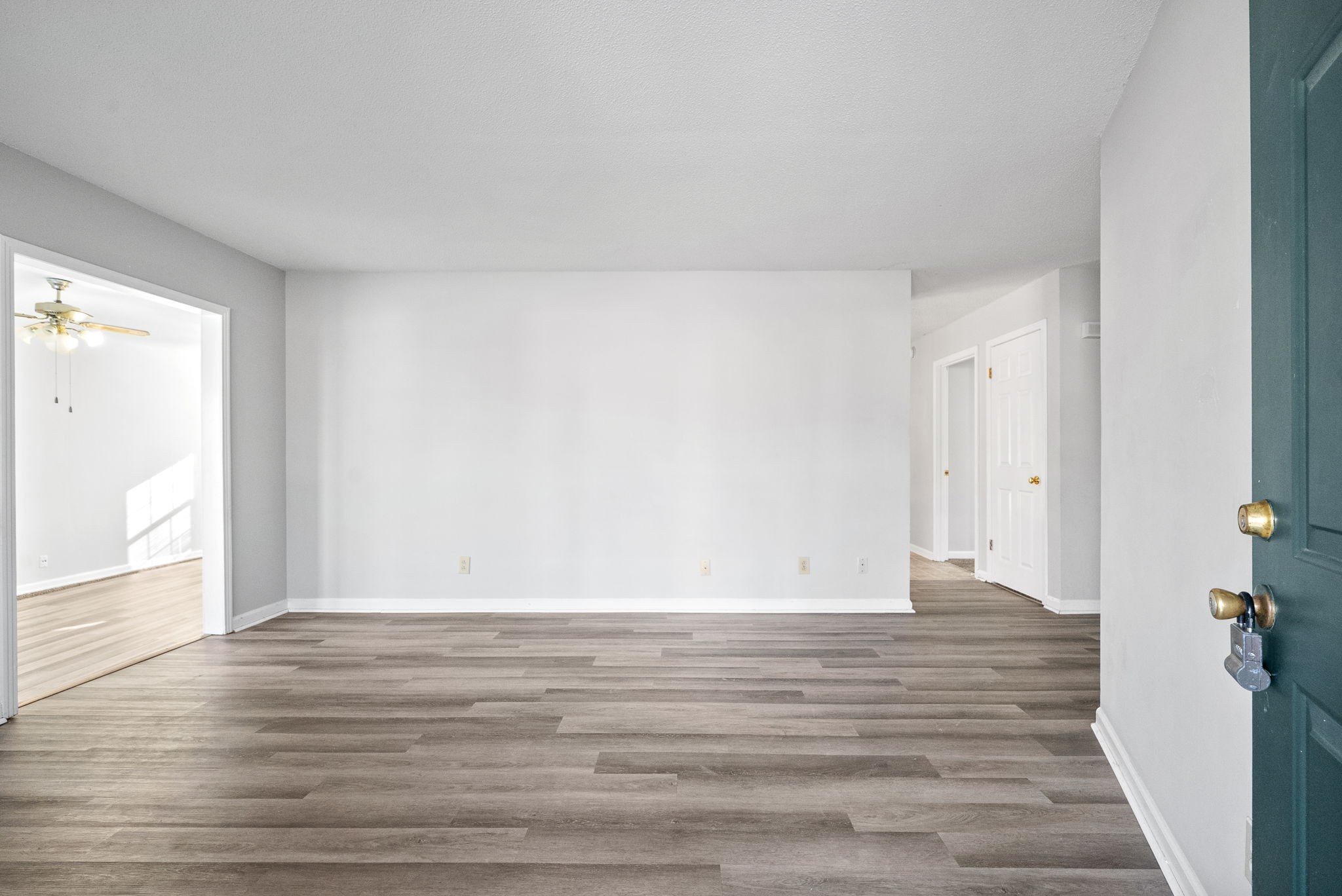 Clarksville, Tennessee 37042, United States, 3 Bedrooms Bedrooms, ,2 BathroomsBathrooms,Residential,Active,155679