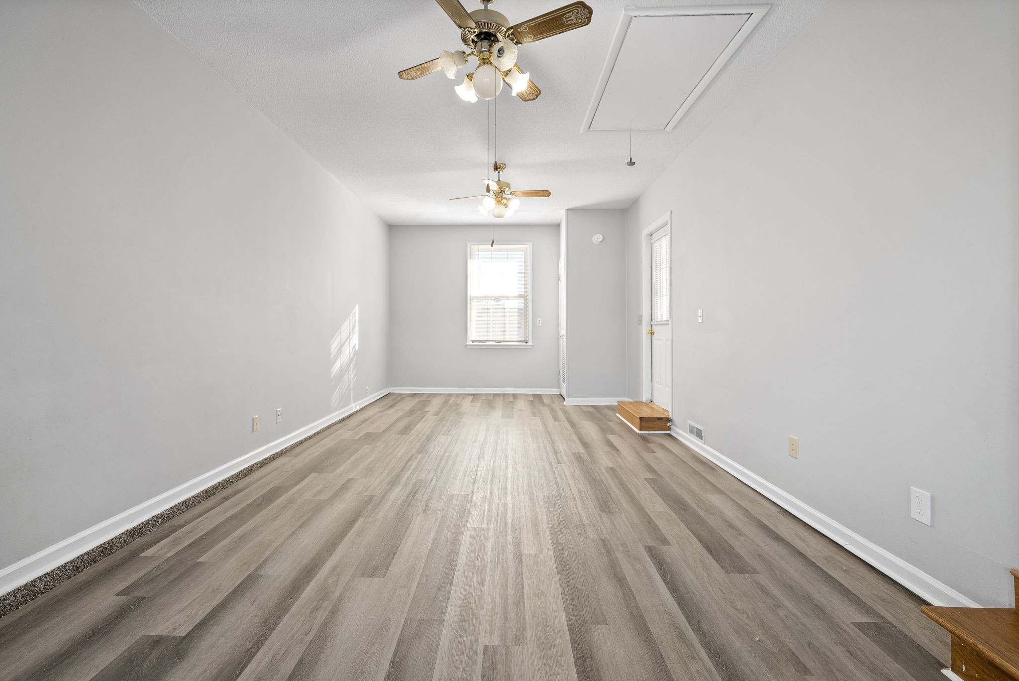 Clarksville, Tennessee 37042, United States, 3 Bedrooms Bedrooms, ,2 BathroomsBathrooms,Residential,Active,155679