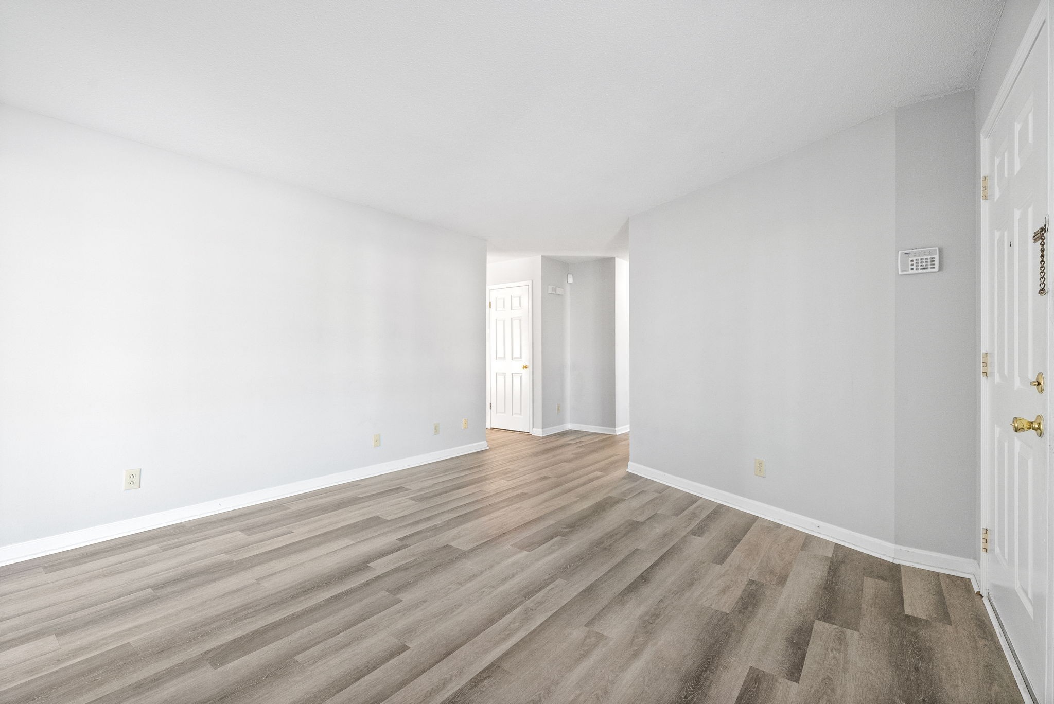 Clarksville, Tennessee 37042, United States, 3 Bedrooms Bedrooms, ,2 BathroomsBathrooms,Residential,Active,155679