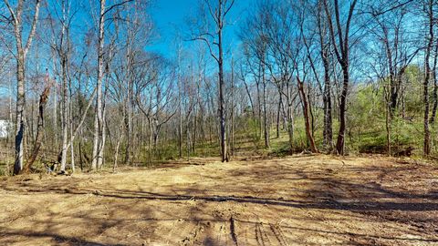 1461 Southside Rd Southside TN 37171