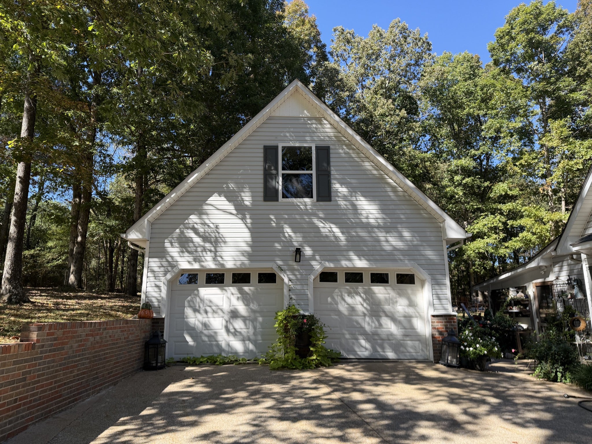 1051 Alex Dr