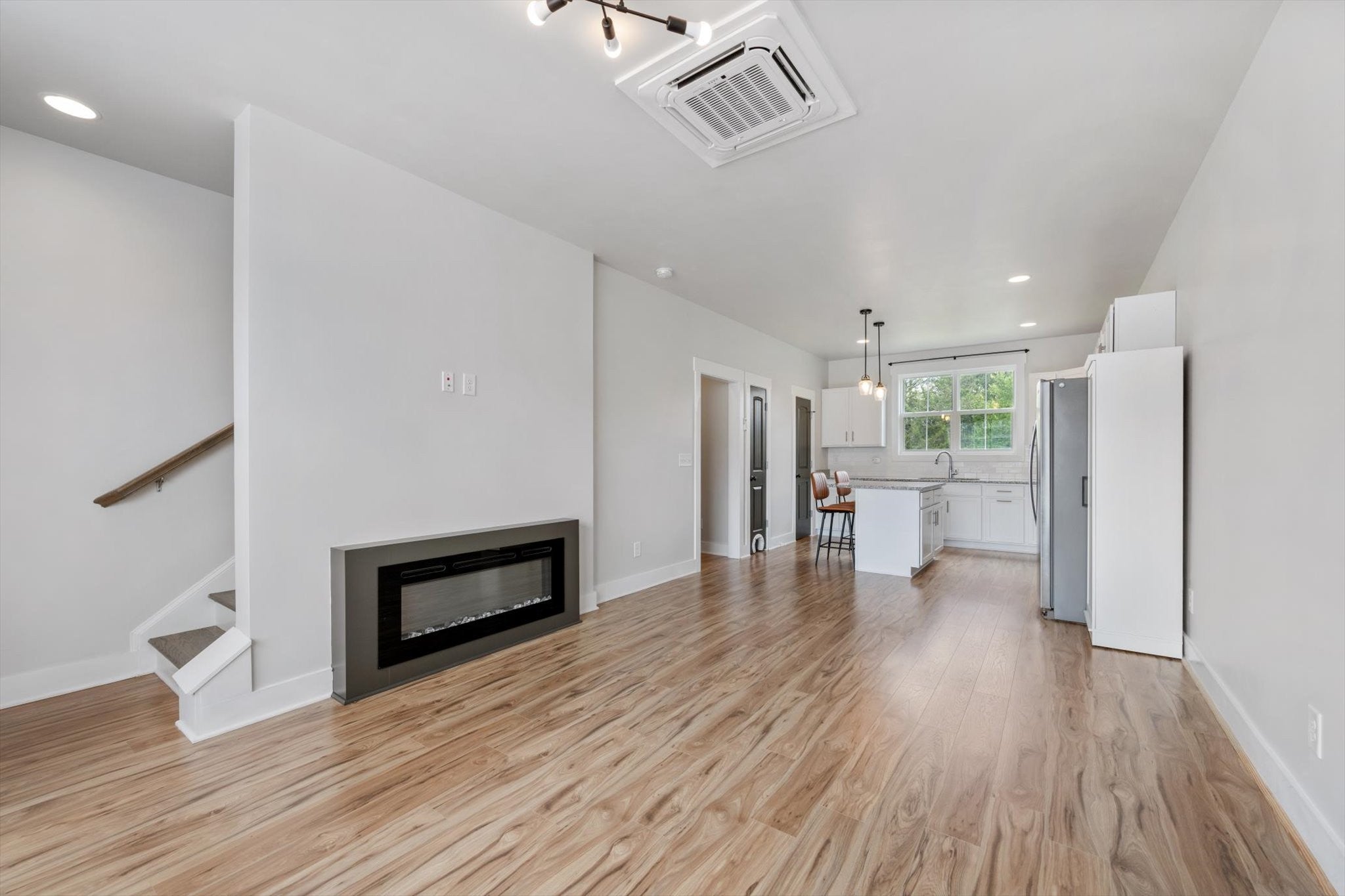 104 Harper Lndg