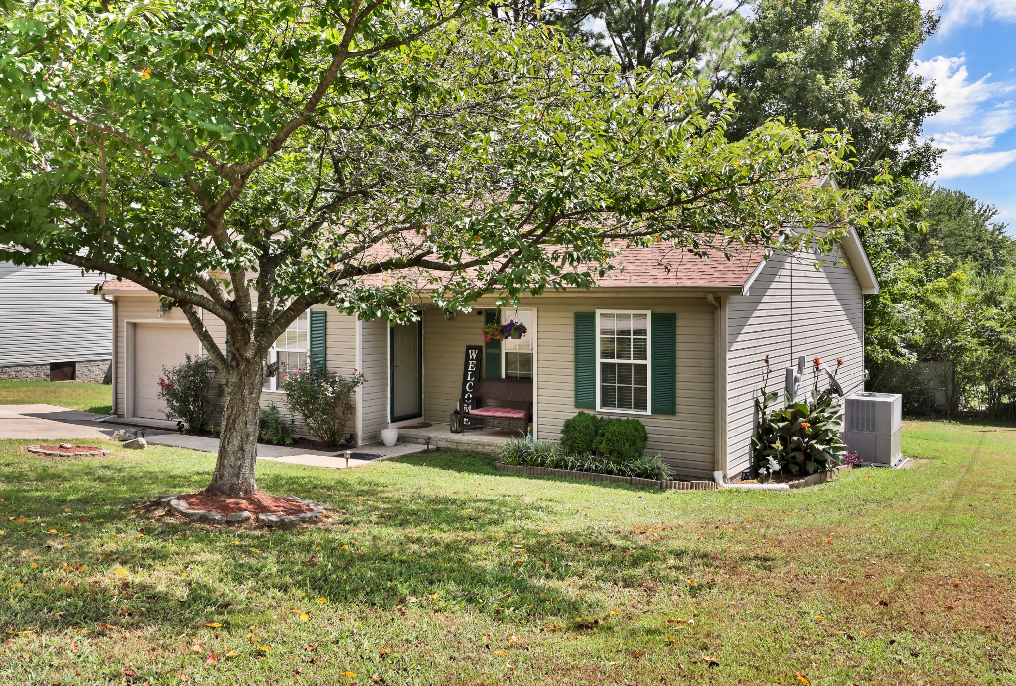 329 Pine Hill Dr