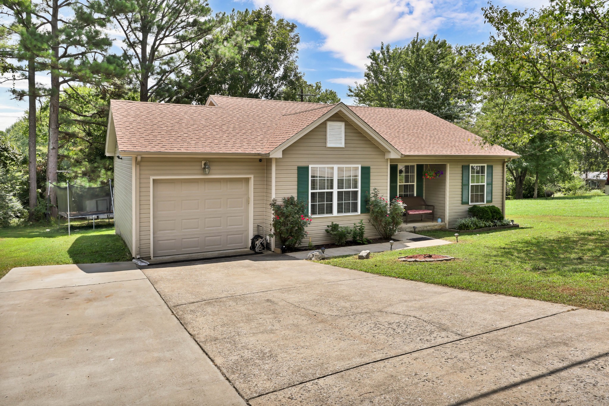 329 Pine Hill Dr
