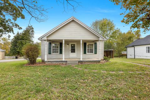 1357 Main St Greenbrier TN 37073