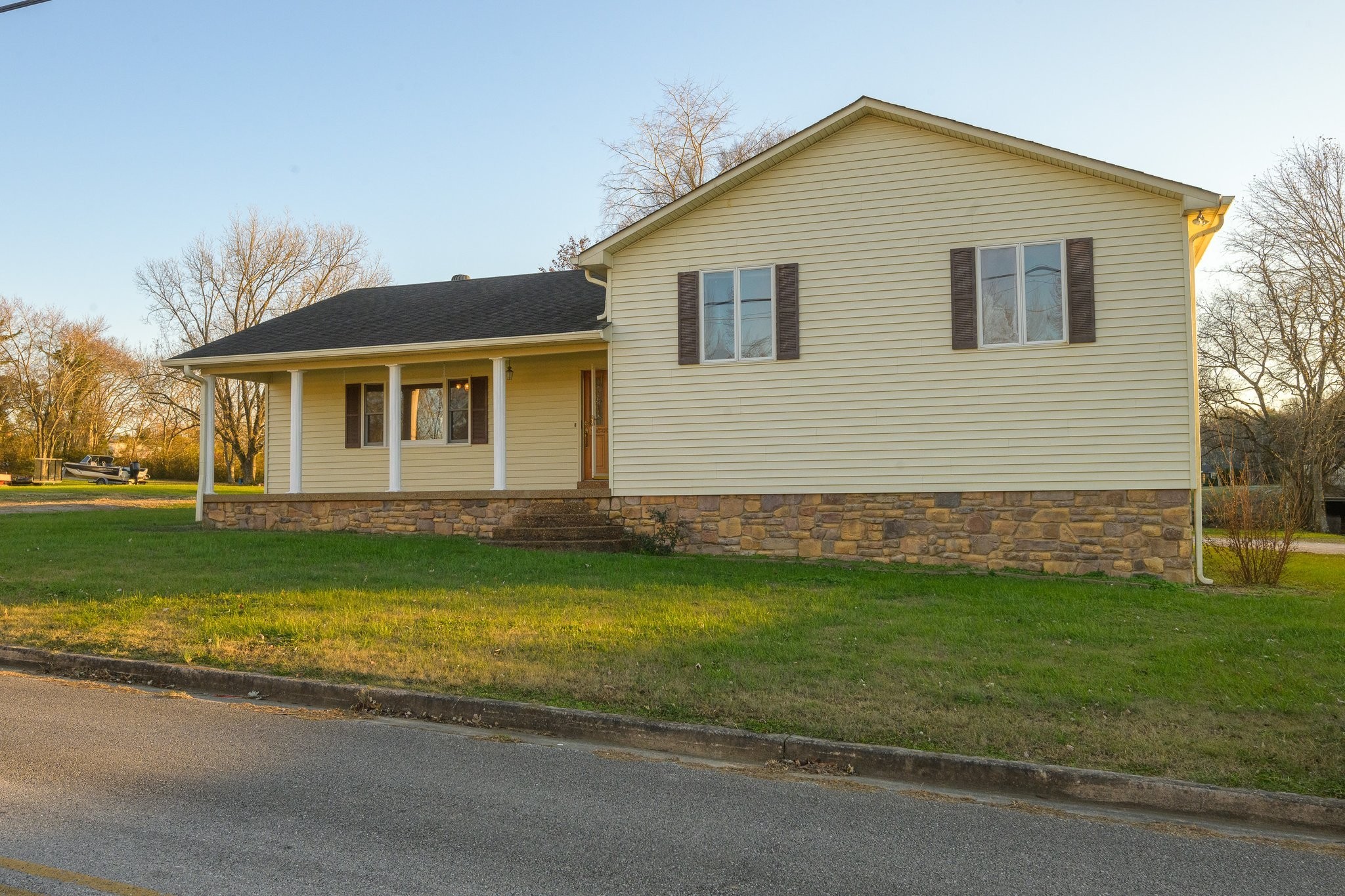 311 Locust St