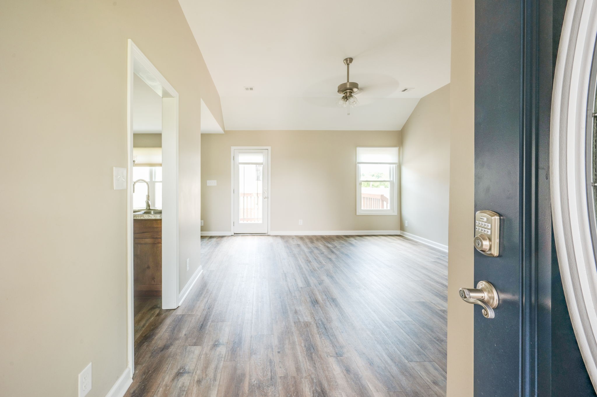 838 Samantha Ln