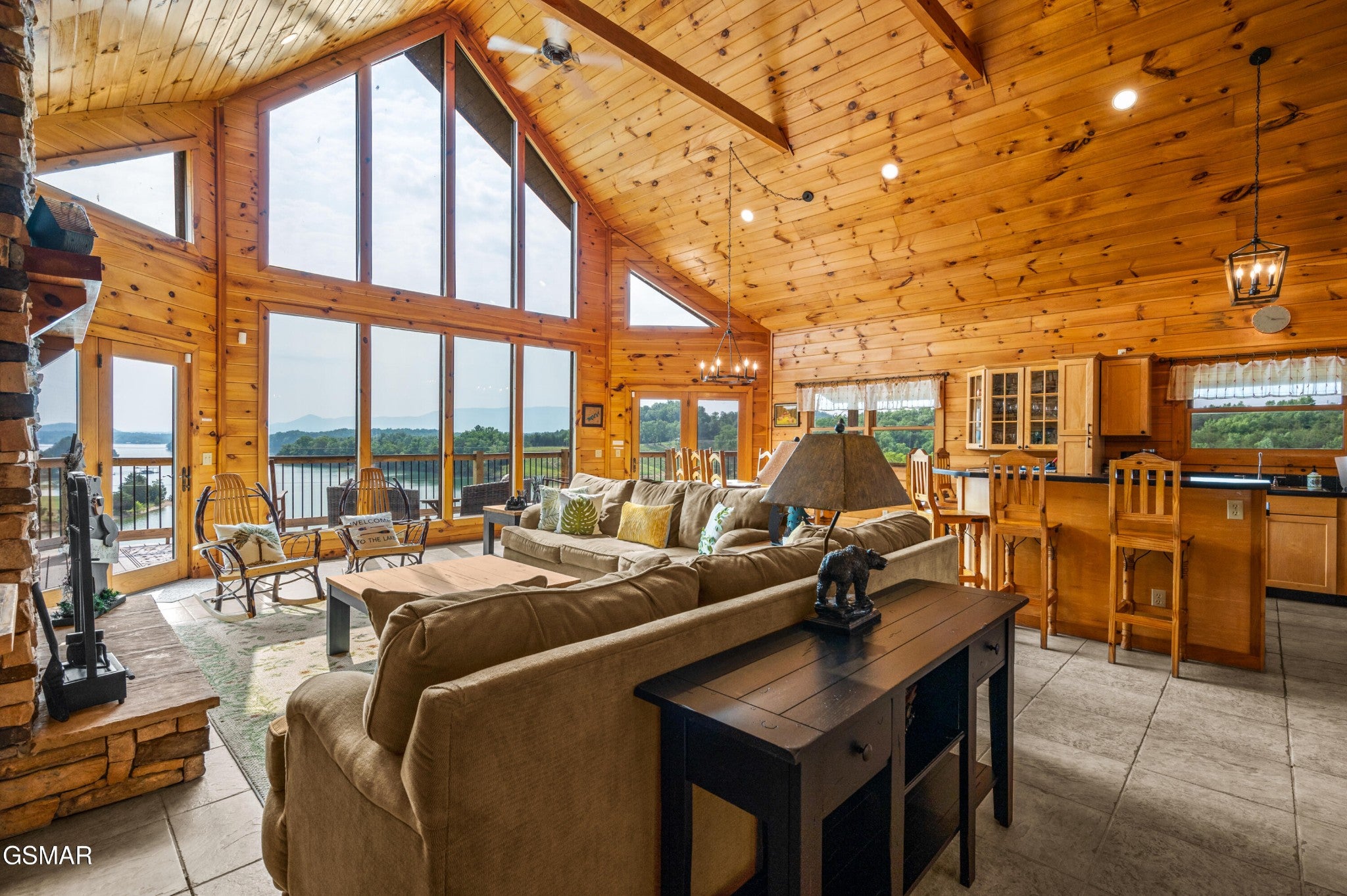 3829 Island View Way