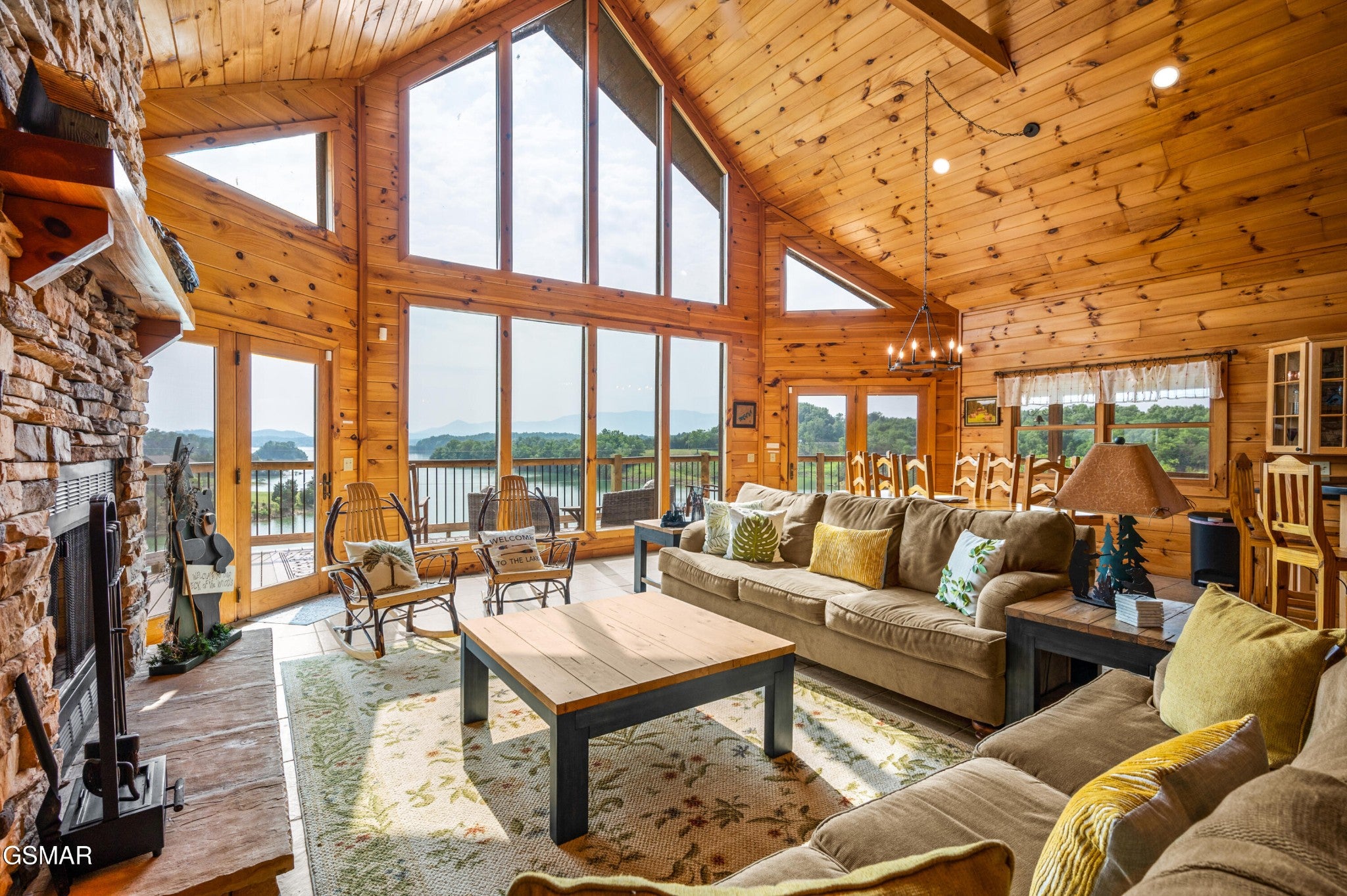 3829 Island View Way